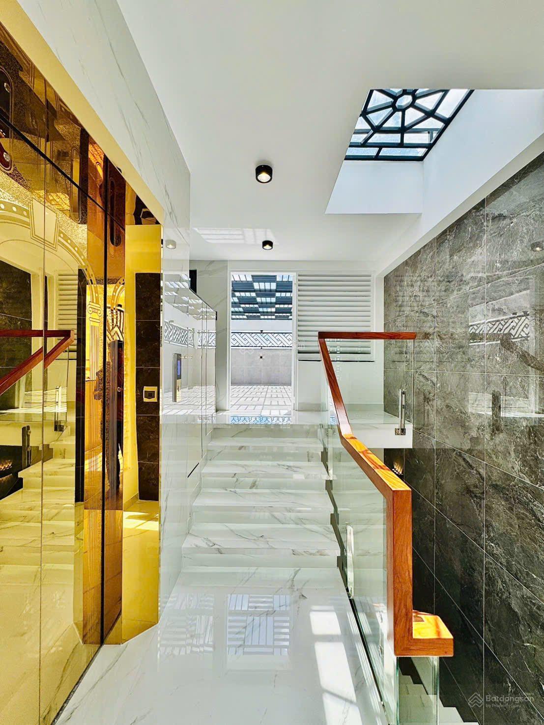CHÍNH CHỦ BÁN NHÀ MẶT PHỐ NGUYỄN SƠN - LONG BIÊN - 6 TẦNG - 100m² - NHỈNH 29 TỶ