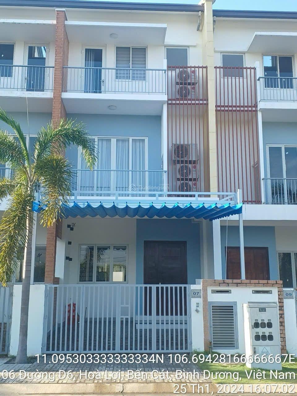 BÁN NHÀ PHỐ SUN CASA HÒA PHÚ | ĐÃ CÓ SỔ HỒNG Diện tích: 5x16m Kết cấu: 1 trệt 2 lầu 4 phòng ngủ