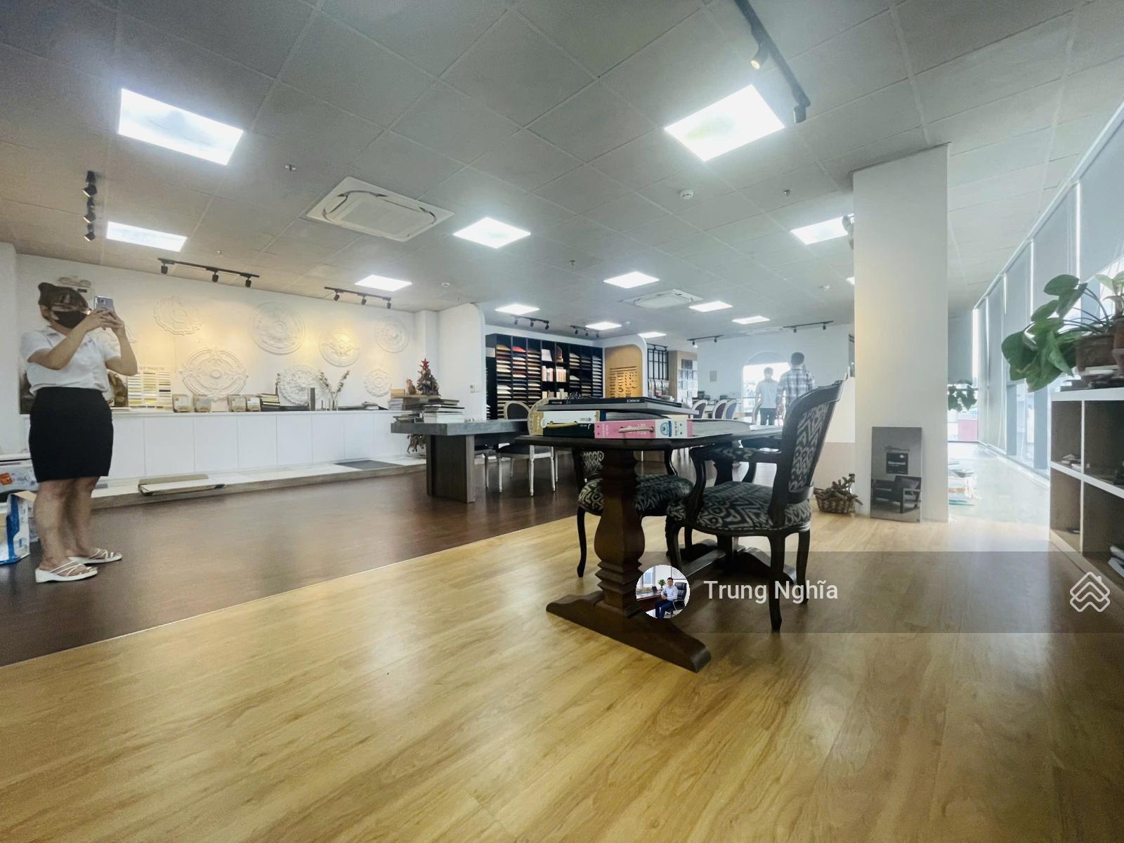 Tòa nhà 2 mặt tiền đường Phan Văn Trị, diện tích: 8x20m hầm 6 tầng cho thuê