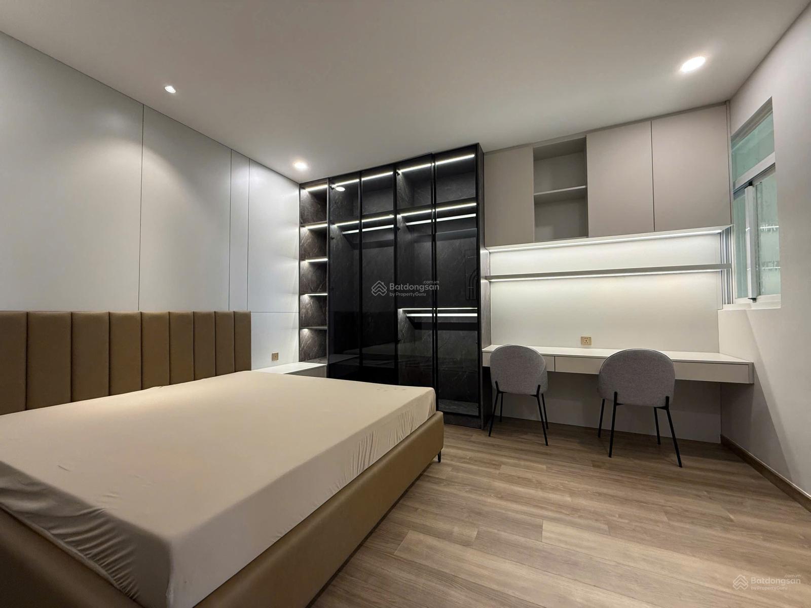 Bán căn hộ Riverside Residence, lầu cao view trực diện sông , 135m2, Giá 15,9 tỷ. Lh: O9O6 772 5O8 Bán căn hộ Riverside Residence, lầu cao view trực diện sông , 135m2, Giá 15,9 tỷ. Lh: O9O6 772 5O8