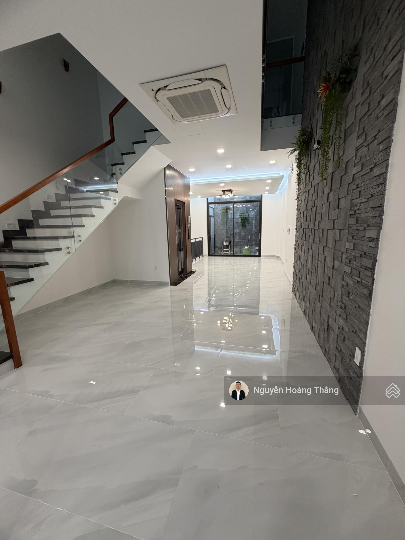 Cho thuê VP mới 100%, MT Lê Hữu Kiều, DTSD 350m2 giá 60tr/th khu Thạnh Mỹ Lợi Q. 2, LH 0936 890 ***