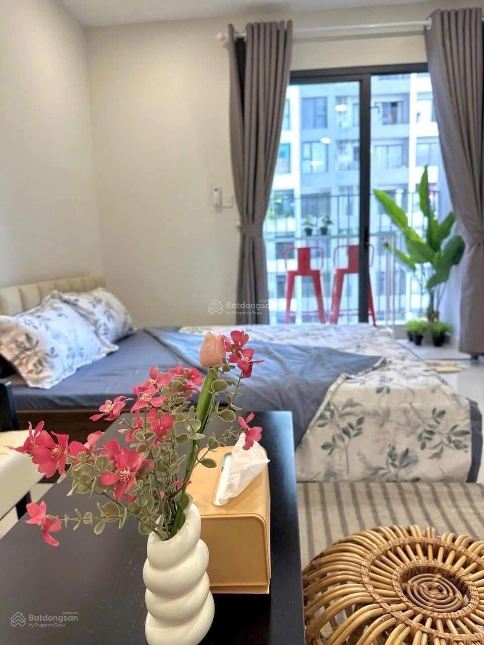 Cần chuyển nhượng căn hộ OT 27m2 nhà full nội thất như hình 2ty250 giá all in tại Lavida plus Q7