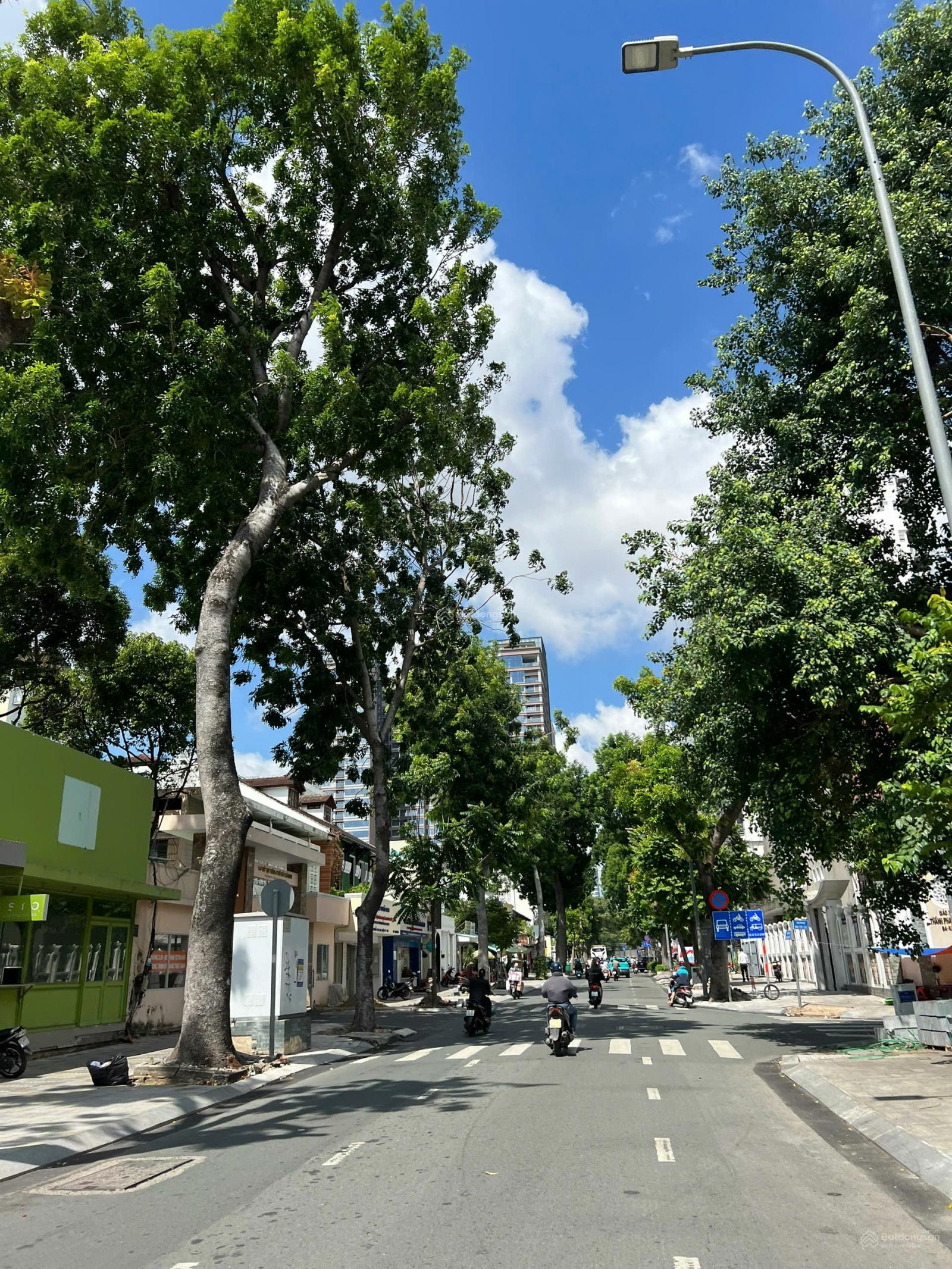 Bán Gấp MT Đỗ Thị Lời, Q3 - 4x15m - CN 61m - 6 Tầng - Giá Chỉ 25 Tỷ