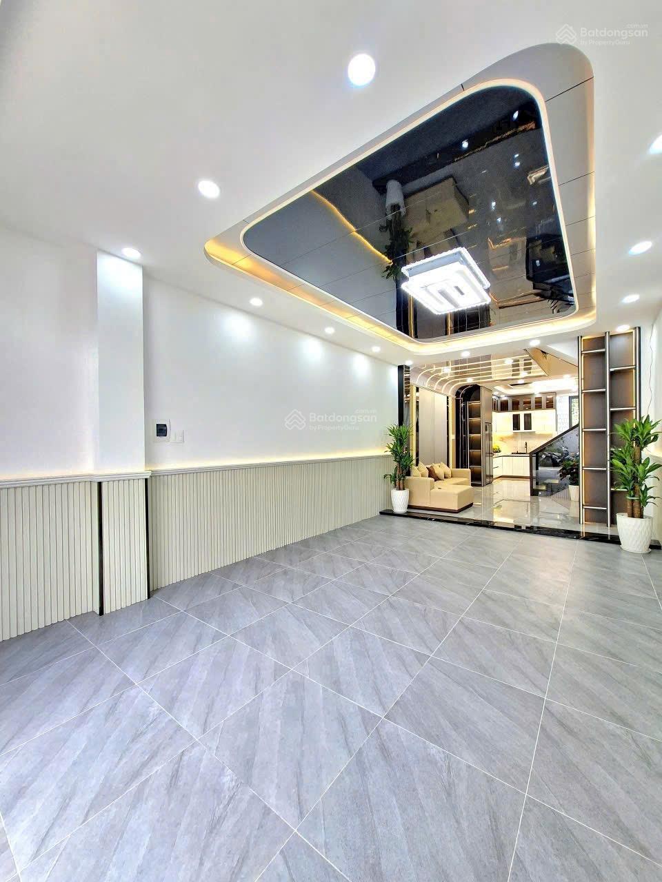 Bán nhà mới đẹp, 3 tầng - xe hơi đậu trong nhà. DT 4x 16m Bán nhà mới đẹp, 3 tầng - xe hơi đậu trong nhà. DT 4x 16m