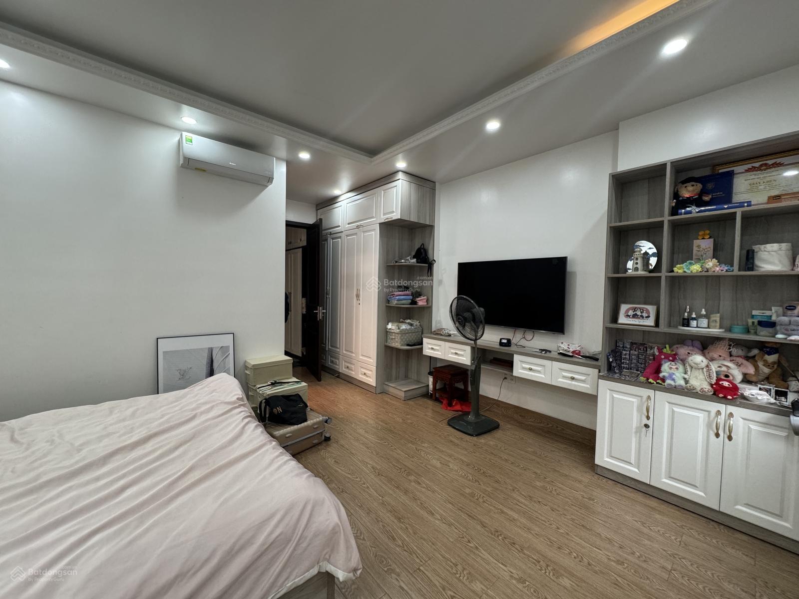 Bán căn liền kề Shop Hoàng Huy Mall Võ Nguyên Giáp