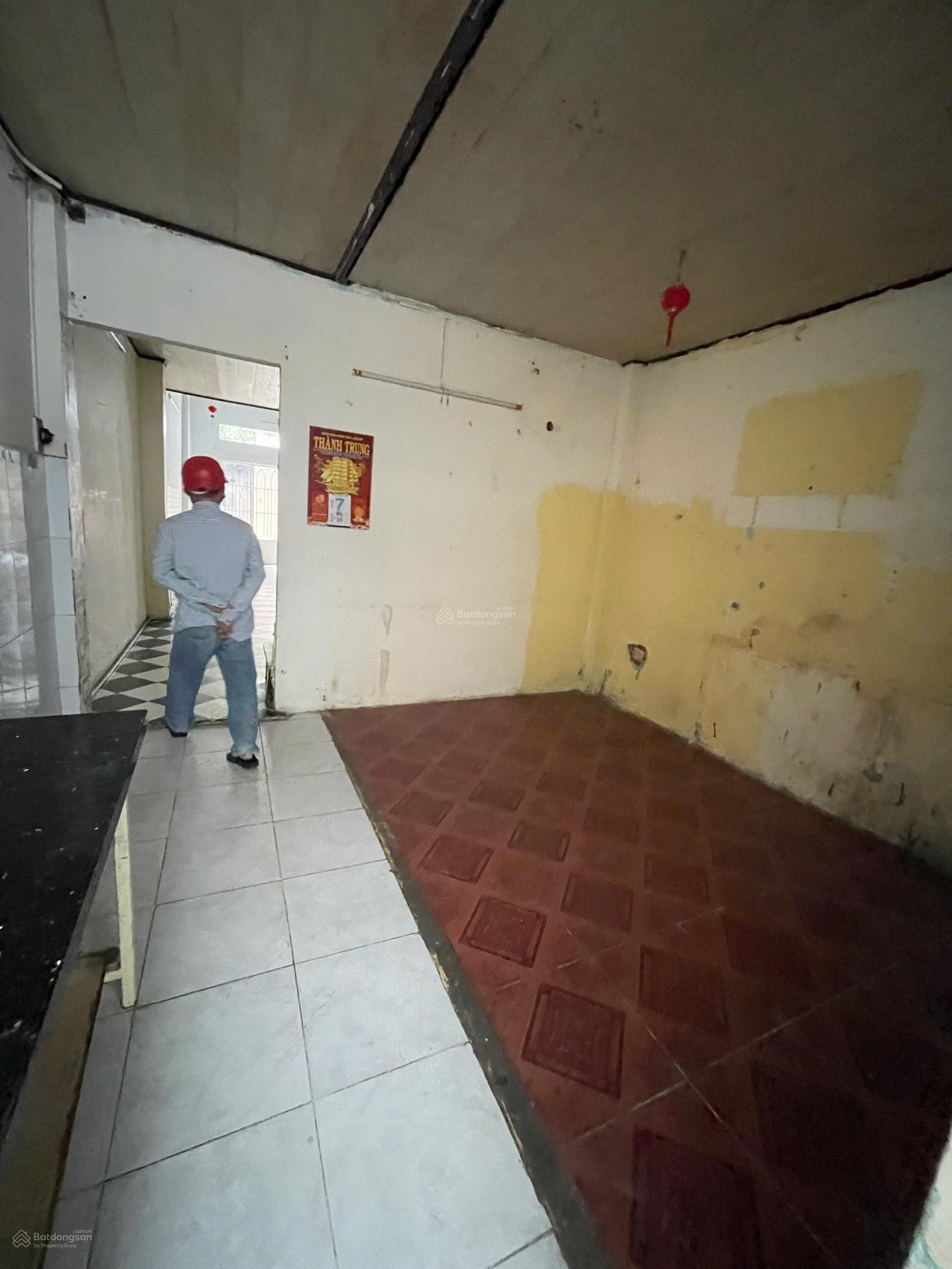 Cho thuê nhà MT Nguyễn Trường Tộ - Ngay Nguyễn Xuân Khoát 4x19m lửng - 11tr/tháng