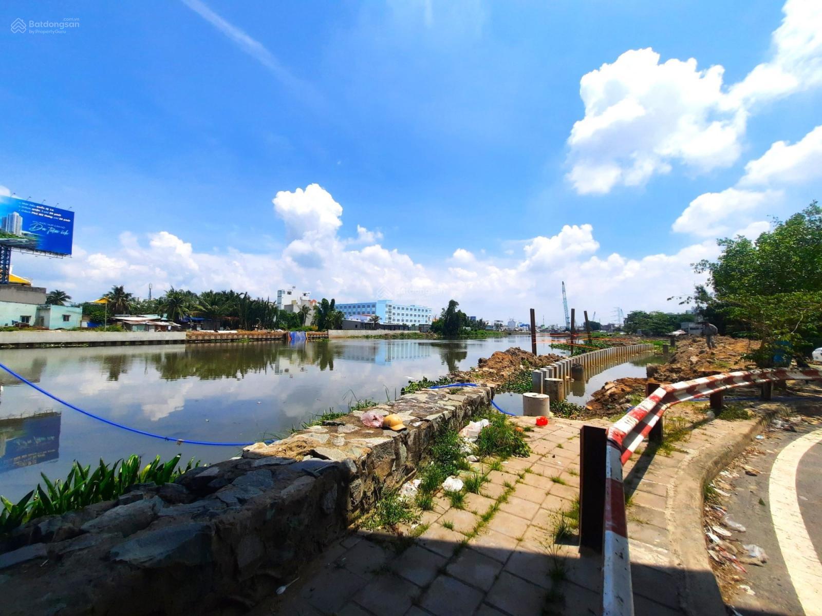 Mặt tiền sông Vàm thuật - cầu An Lộc 5x37m - 2 mặt tiền trước sau. Giá chỉ 16.5 tỷ