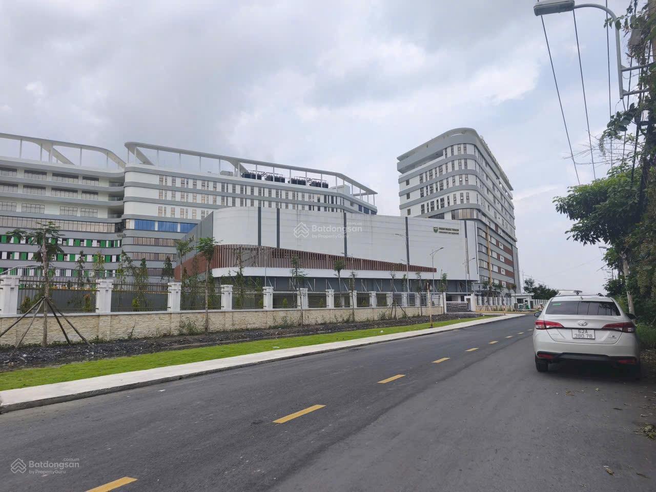 Hàng thơm giá tốt 95m2 đối diện BV Phạm Ngọc Thạch giá 3.8tỷ Hàng thơm giá tốt 95m2 đối diện BV Phạm Ngọc Thạch giá 3.8tỷ