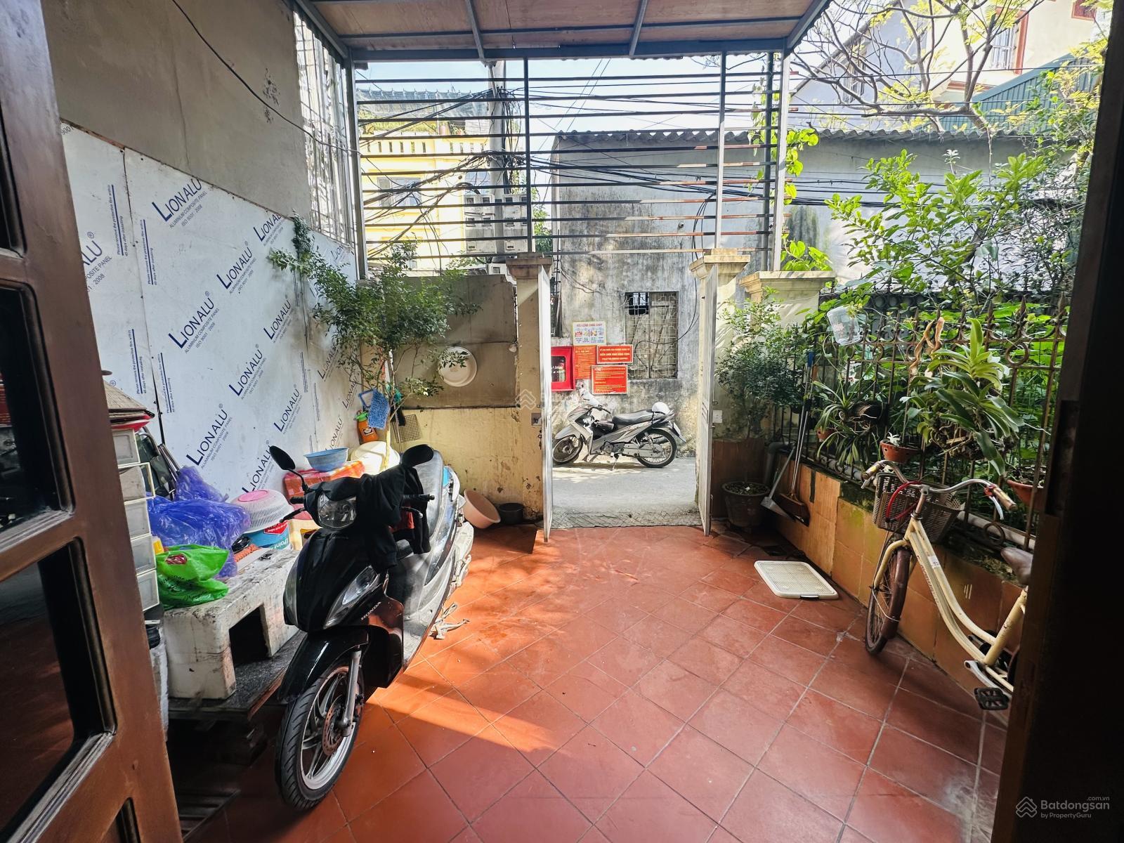 30M RA MẶT HỒ - Ô TÔ TRÁNH DỪNG ĐỖ NGÀY ĐÊM - NGÕ BAGAC THÔNG - NHÀ DÂN XÂY - 3 MẶT THOÁNG 30M RA MẶT HỒ - Ô TÔ TRÁNH DỪNG ĐỖ NGÀY ĐÊM - NGÕ BAGAC THÔNG - NHÀ DÂN XÂY - 3 MẶT THOÁNG