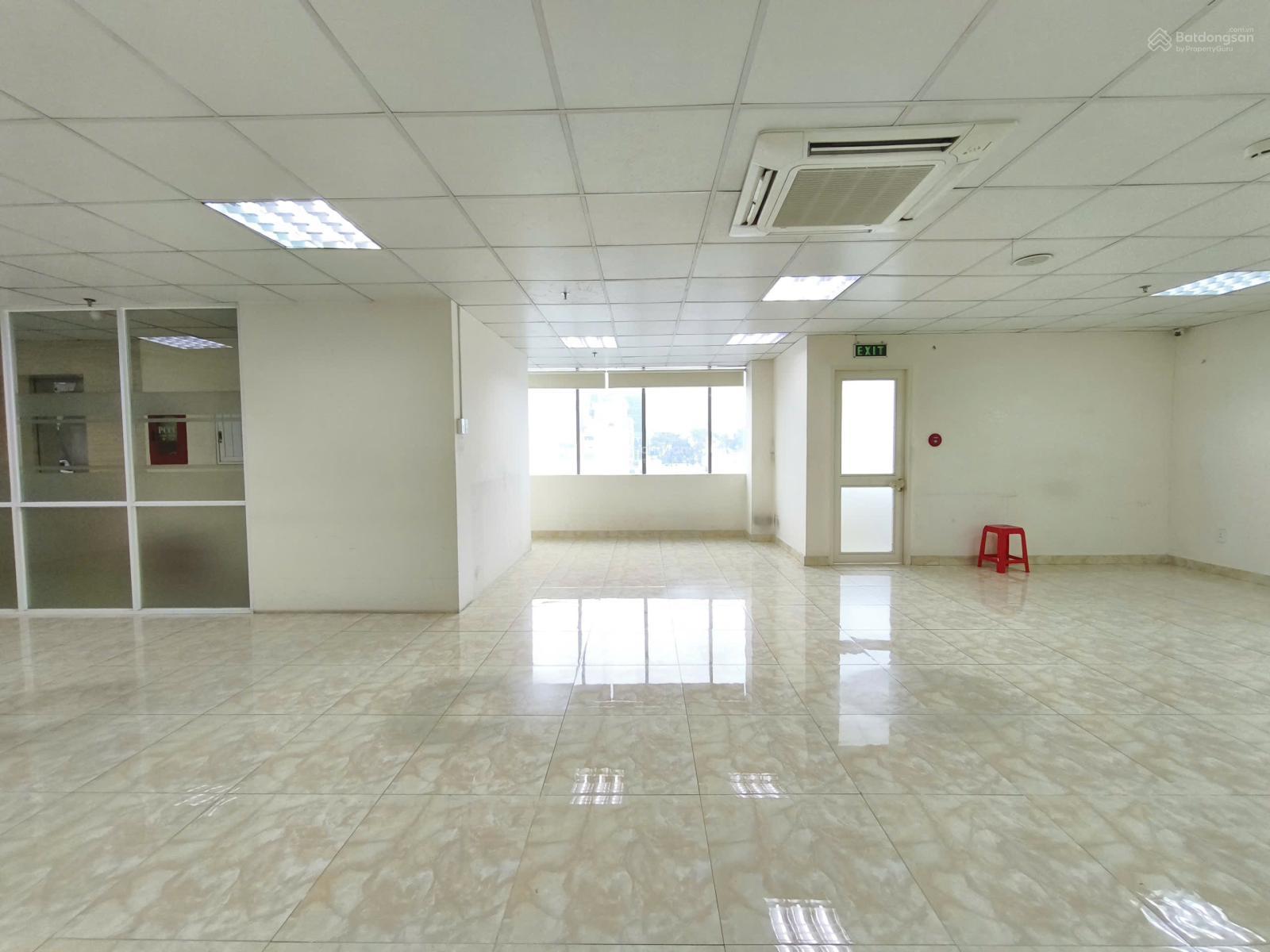 Cho Thuê Văn Phòng Đường Nguyễn Hữu Cầu Phường Tân Định ,Q1 DT 80-100m2 giá 30 triệu /tháng Cho Thuê Văn Phòng Đường Nguyễn Hữu Cầu Phường Tân Định ,Q1 DT 80-100m2 giá 30 triệu /tháng