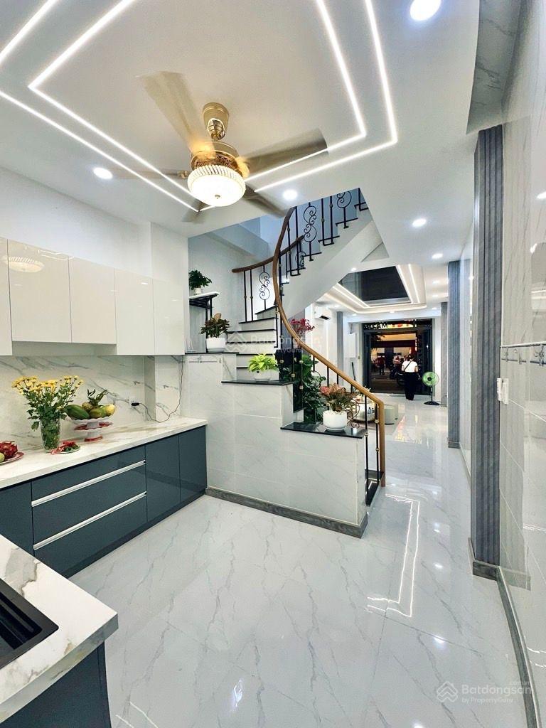 Bán nhà mới mặt tiền kinh doanh Nguyễn Văn Khối P8 Gò Vấp, ngay Emart Phan Huy Ích, 3 tầng, 4pn