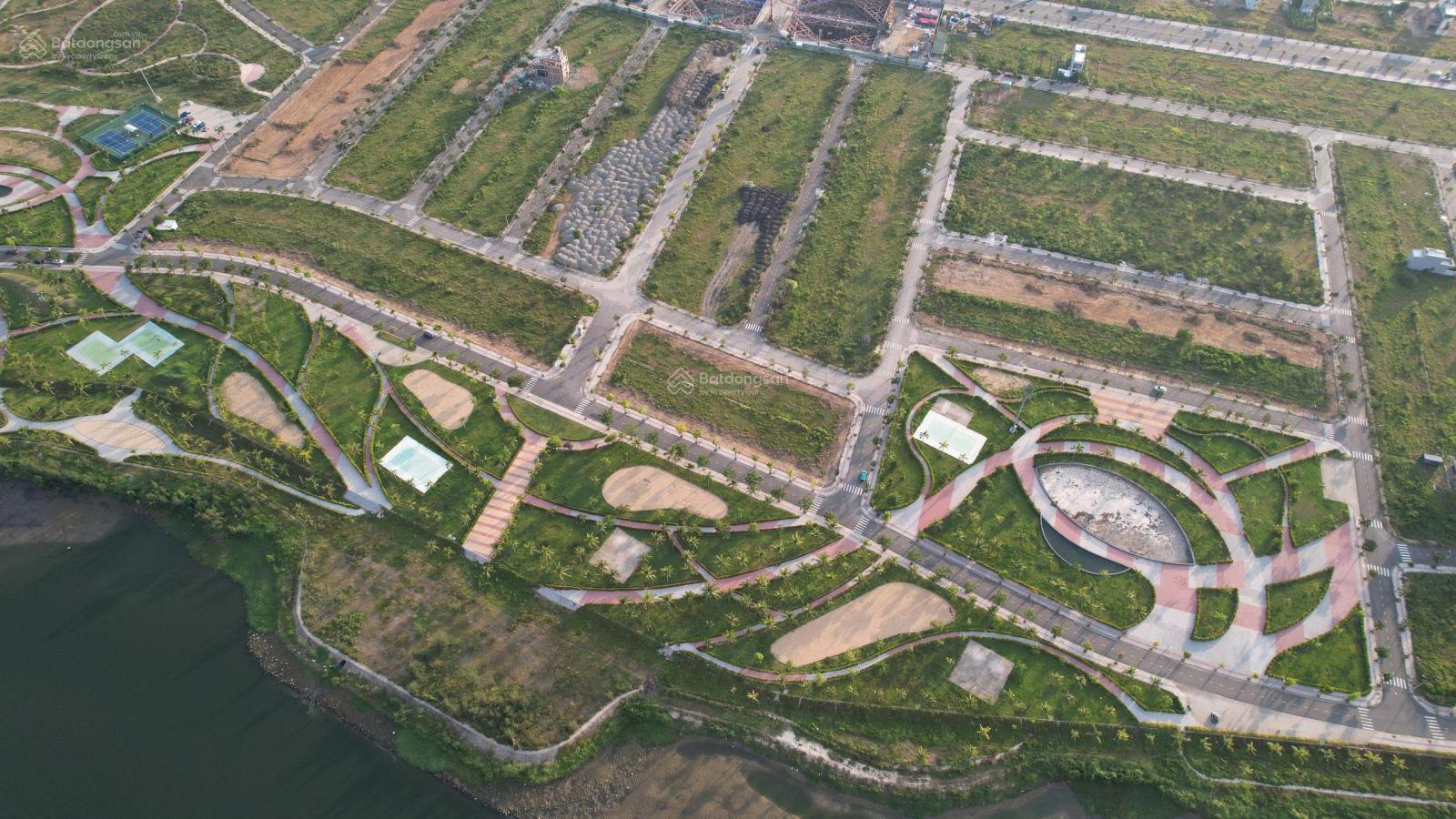 Lô cuối cùng sạch đẹp, hàng CDT bao thuế 2%, đối diện quỹ đất giáo dục, sau lưng công viên sông