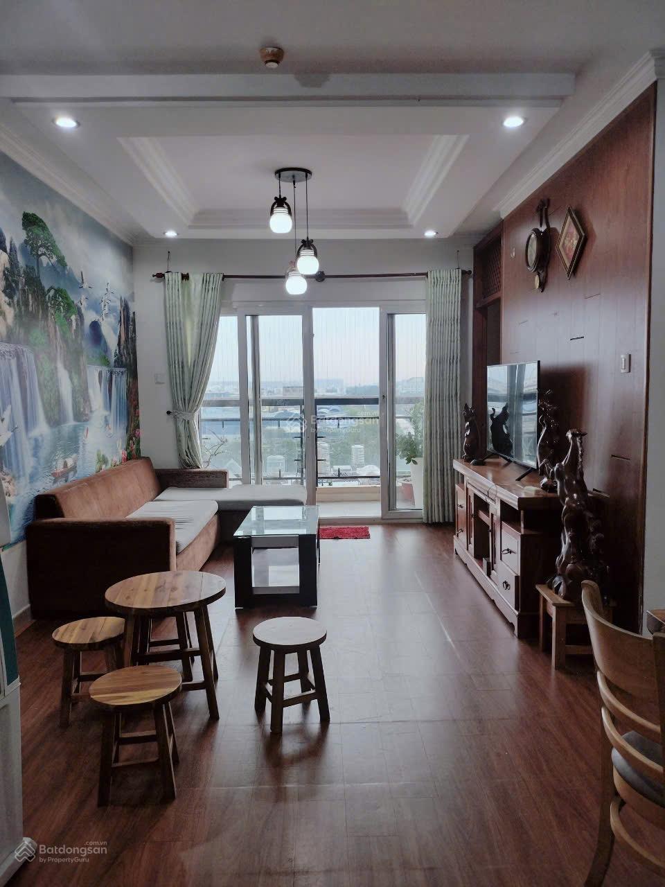 Bán căn hộ chung cư Phúc Yên 1 104m2 3PN 2WC giá chỉ 4,7 tỷ. Sổ hồng