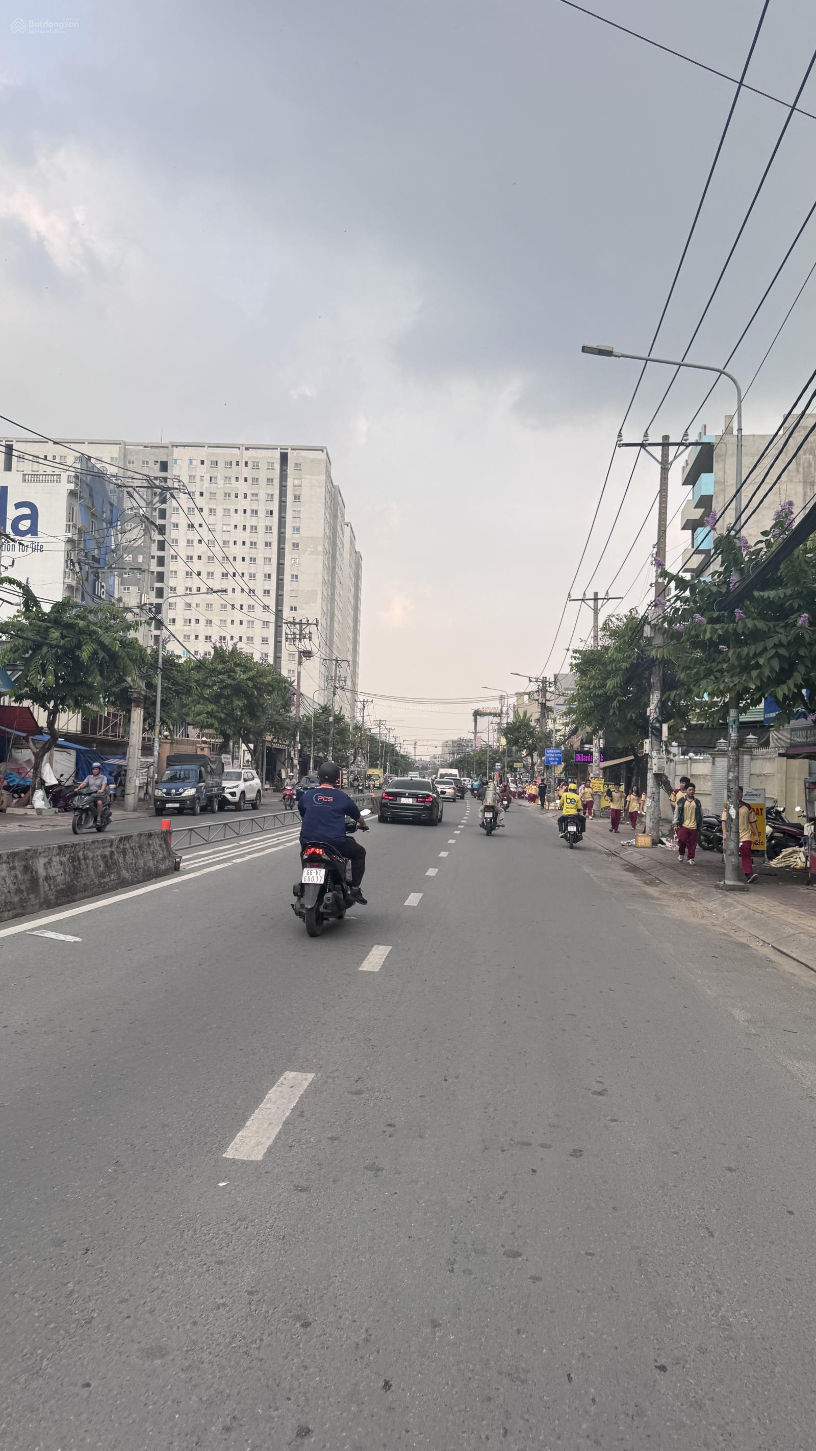 Bán đất mặt tiền công viên khu 38ha Tân Thới Nhất Quận 12 Bán đất mặt tiền công viên khu 38ha Tân Thới Nhất Quận 12