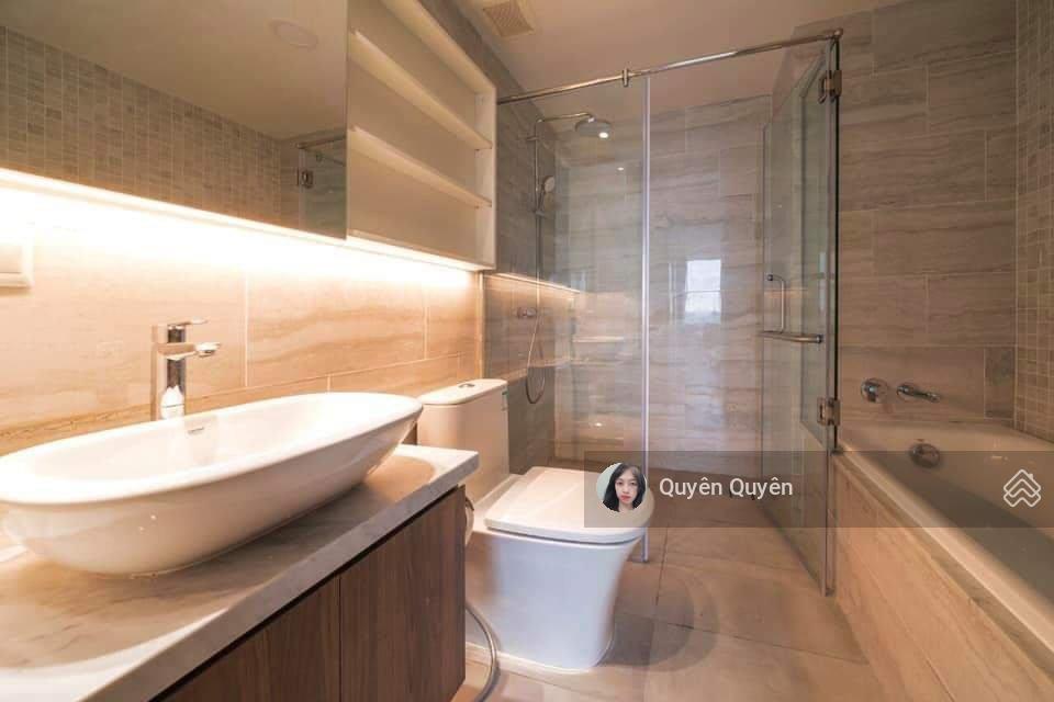 Kingdom 101 Quận 10 cho thuê 2PN 2WC - 17,5 triệu 71m2 NTCB căn góc view thoáng