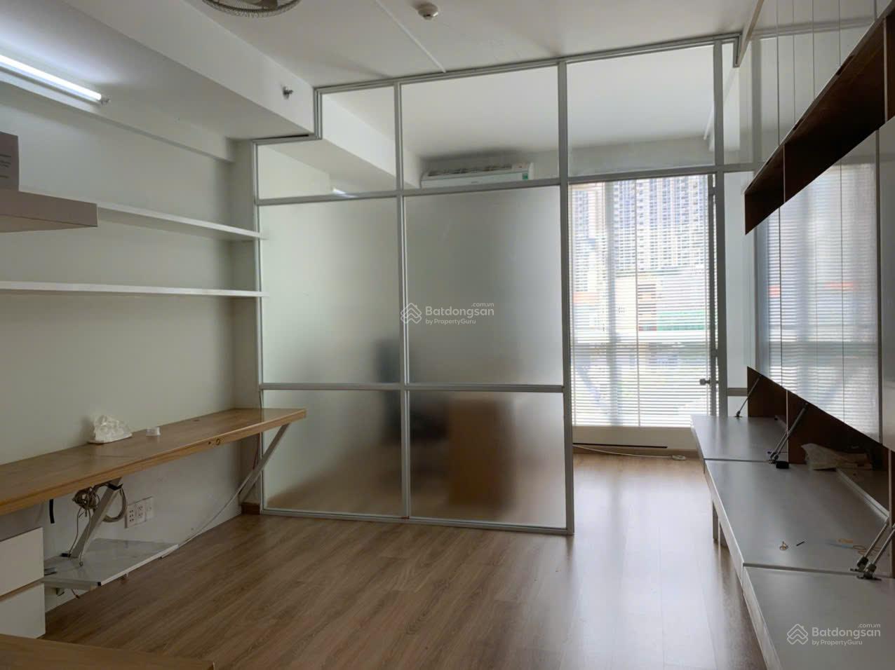 Officetel Charmington La Pointe, DT 35m2 full setup văn phòng, 1tỷ880 bao sang tên