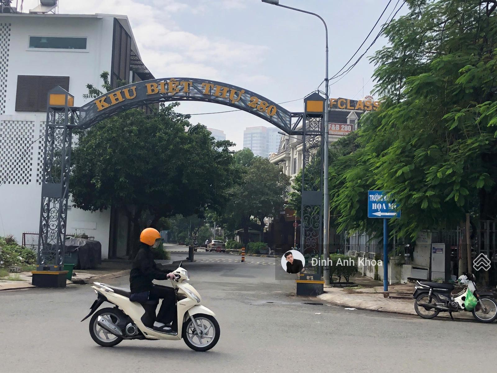 Biệt thự Giảm 3 tỷ - Lương Định Của Quận 2 - 166m2 - Khu Compound - Giá bán nhanh 47 tỷ Biệt thự Giảm 3 tỷ - Lương Định Của Quận 2 - 166m2 - Khu Compound - Giá bán nhanh 47 tỷ