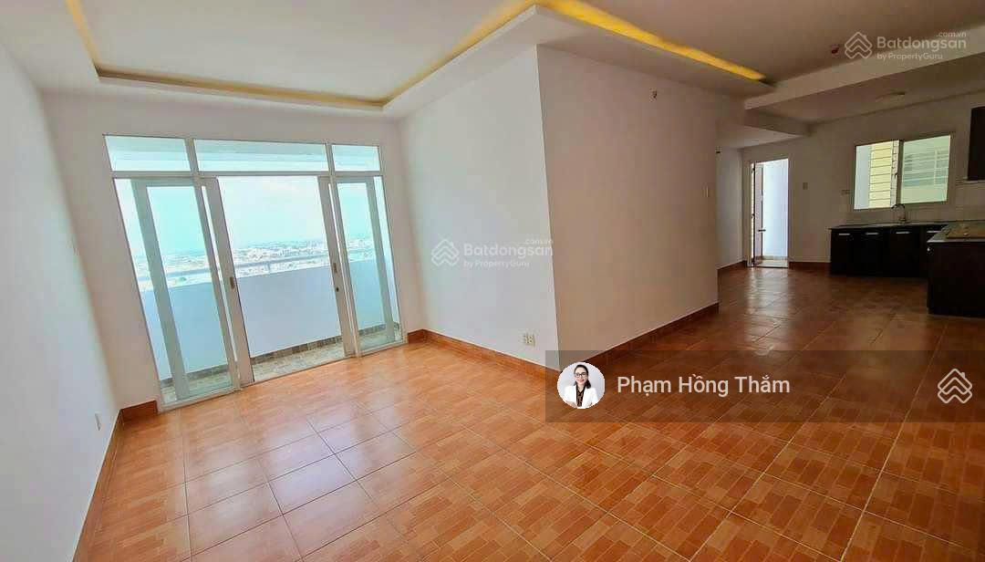 Cần bán căn hộ Peridot, DT 95m2, 3Pn, 2WC, nhà trống, sổ hồng, giá 3,2 tỷ. LH 0933 888 *** - Ms Thắm