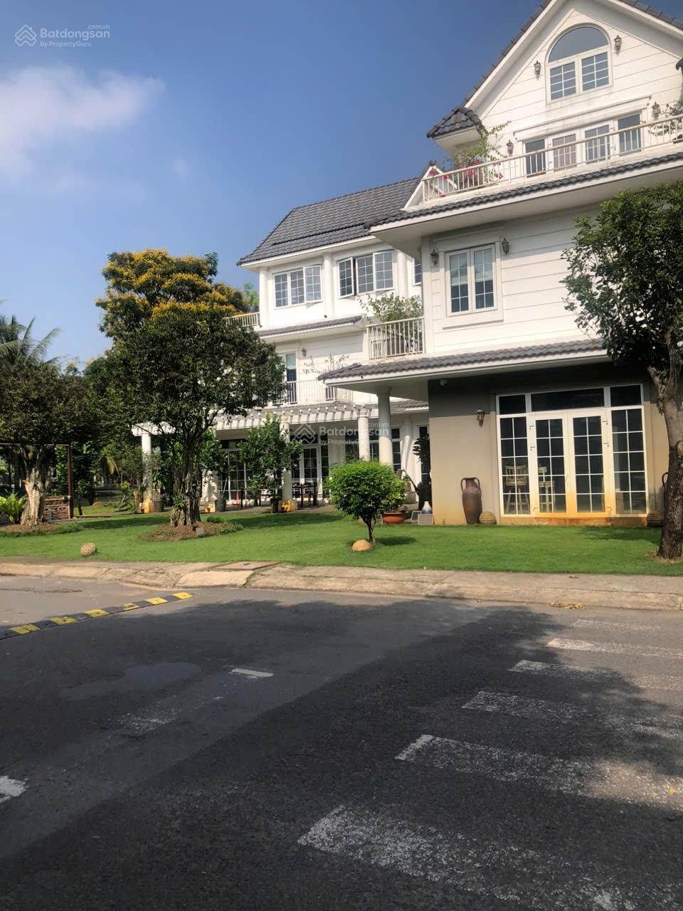 Độc quyền - Bán căn biệt thự đơn lập vvip nhất dự án Park Riverside . DT 616m2 . Có thiết kế hồ bơi