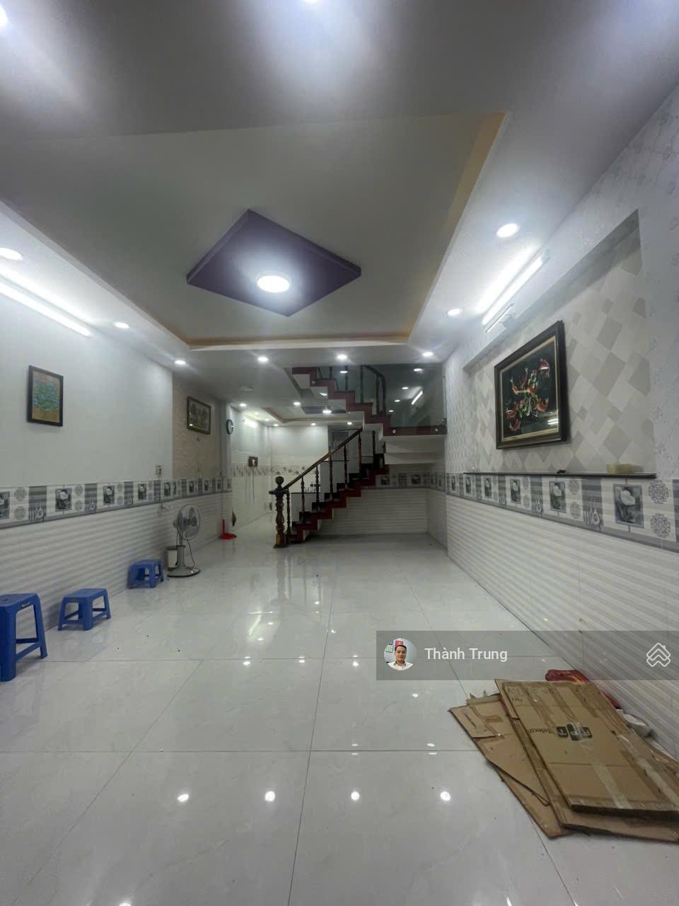 Bán căn nhà 1 trệt 2 lầu HXH Nguyễn Duy Trinh, Quận 2. 139m2 sàn, ô tô đỗ trước cửa giá còn TL Bán căn nhà 1 trệt 2 lầu HXH Nguyễn Duy Trinh, Quận 2. 139m2 sàn, ô tô đỗ trước cửa giá còn TL