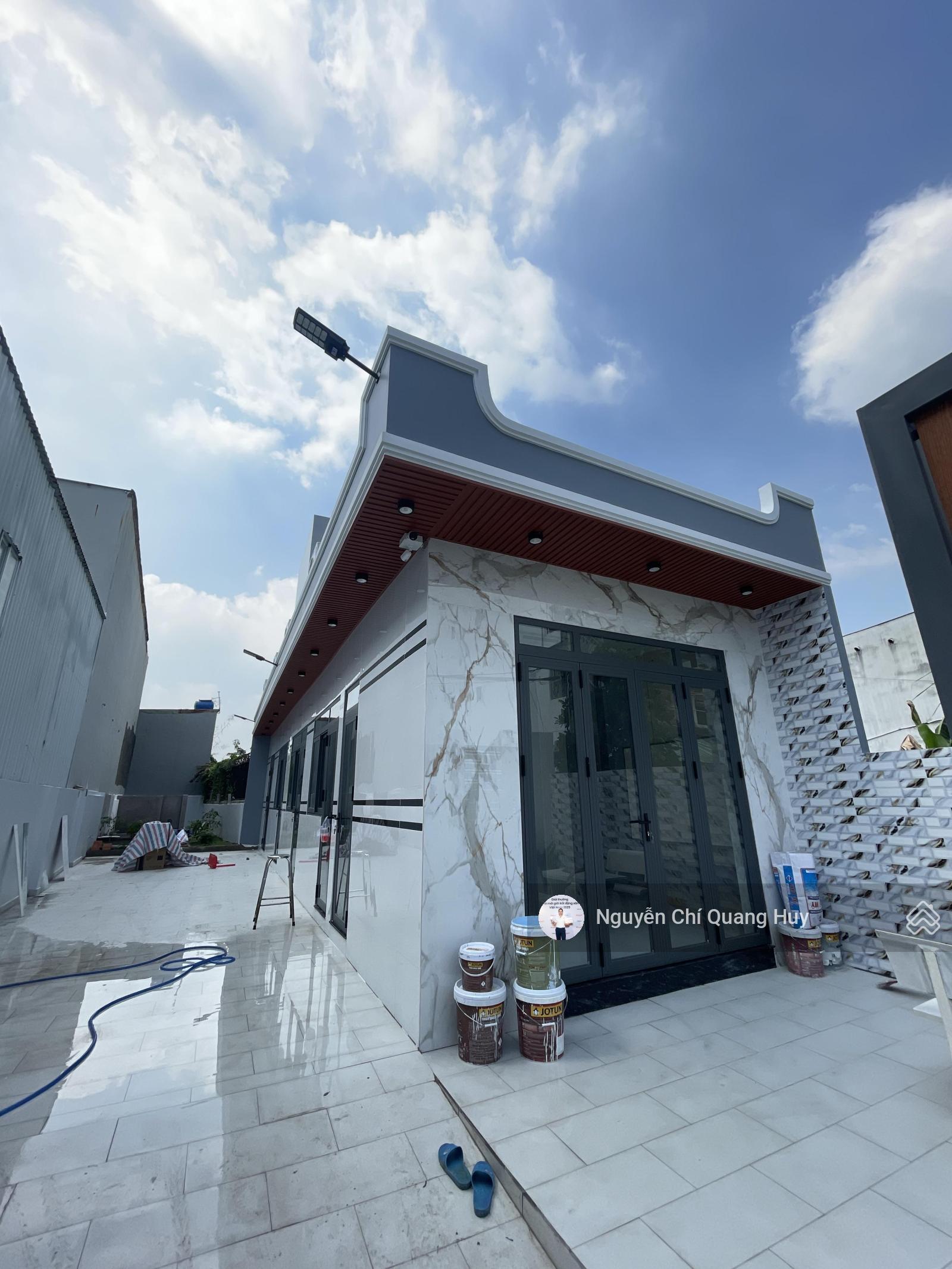 Nhà Phố Sân Vườn xanh mát - đường xe hơi Huỳnh Tấn Phát - Khu dân cư an ninh - 8m x 14m Giá 6,9 tỷ