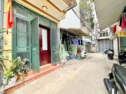 Cho thuê nhà 4 tầng 7 phòng ngủ, 1 phòng khách, 1 bếp, diện tích 60m2/sàn, Tây Tựu, Bắc Từ Liêm