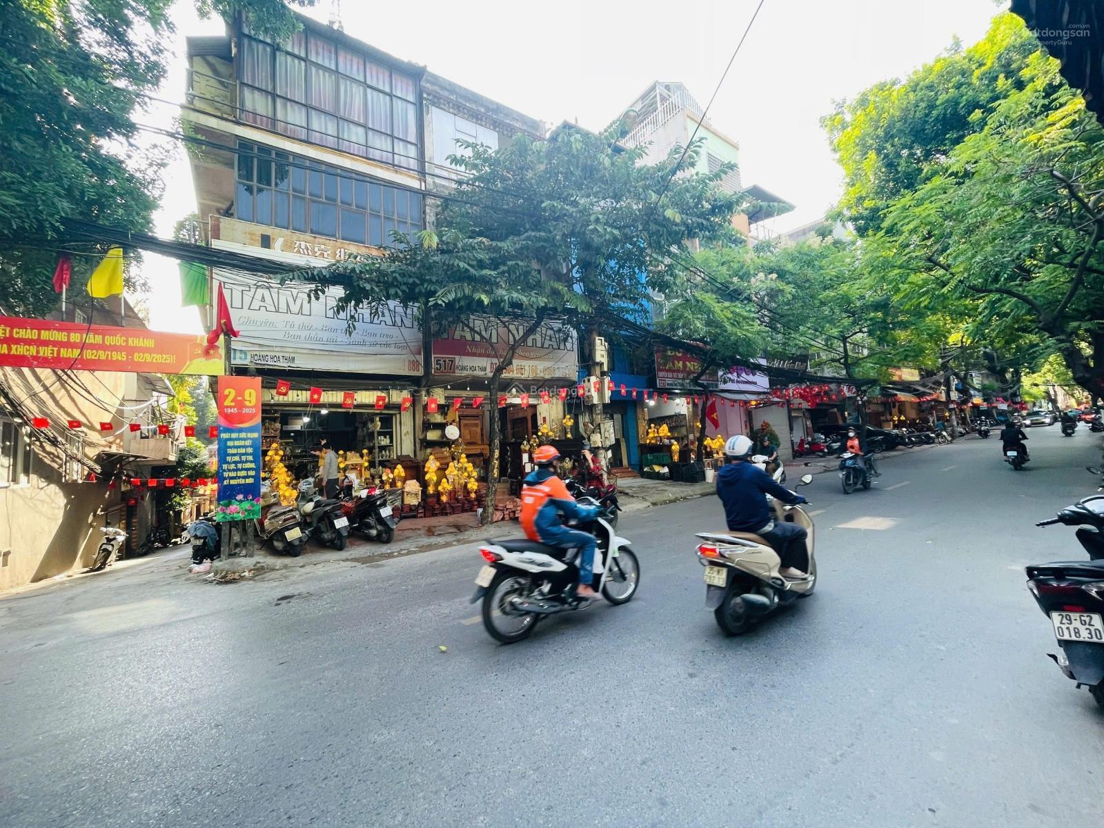 Nhà 2 tầng 265m2 giá 78 tỷ tại mặt phố Hoàng Hoa Thám Nhà 2 tầng 265m2 giá 78 tỷ tại mặt phố Hoàng Hoa Thám