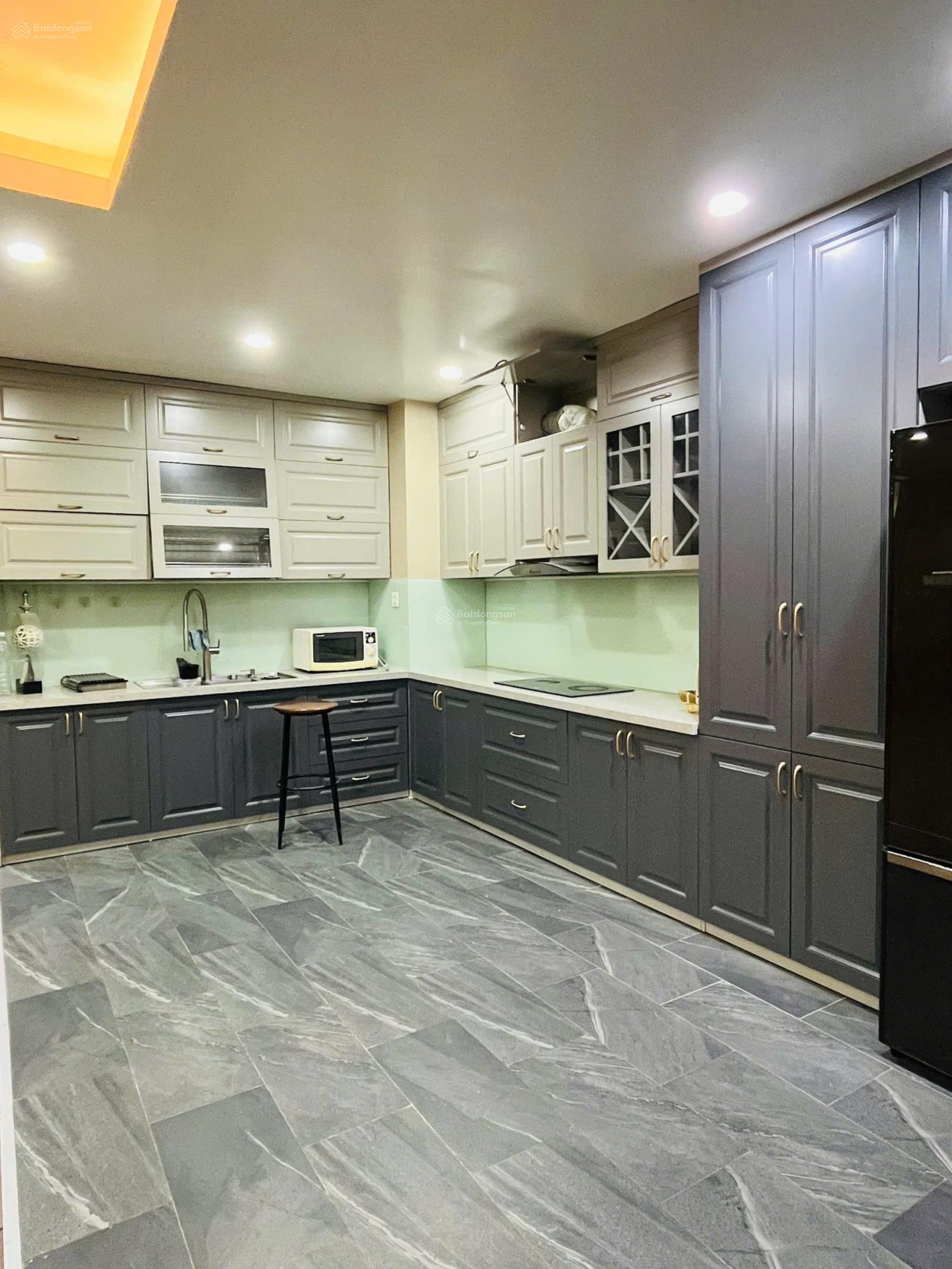 Cho thuê căn hộ tại Star City 120m2 3PN2WC giá không tưởng 17triệu. Tại trung tâm Thanh Xuân