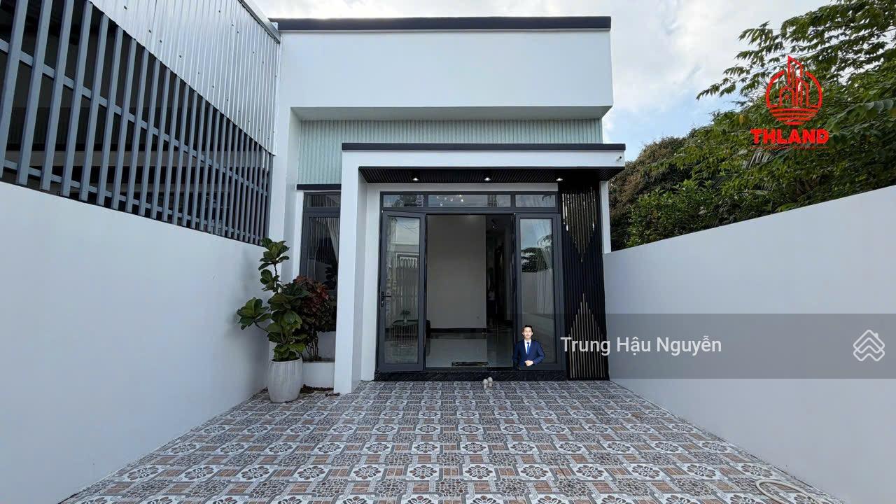 Ưu đãi 100 triệu cho Nhà nhánh Trương Định gần Sở tài nguyên, lộ 6m, 5x25m, 2 toilet 3 phòng ngủ SH