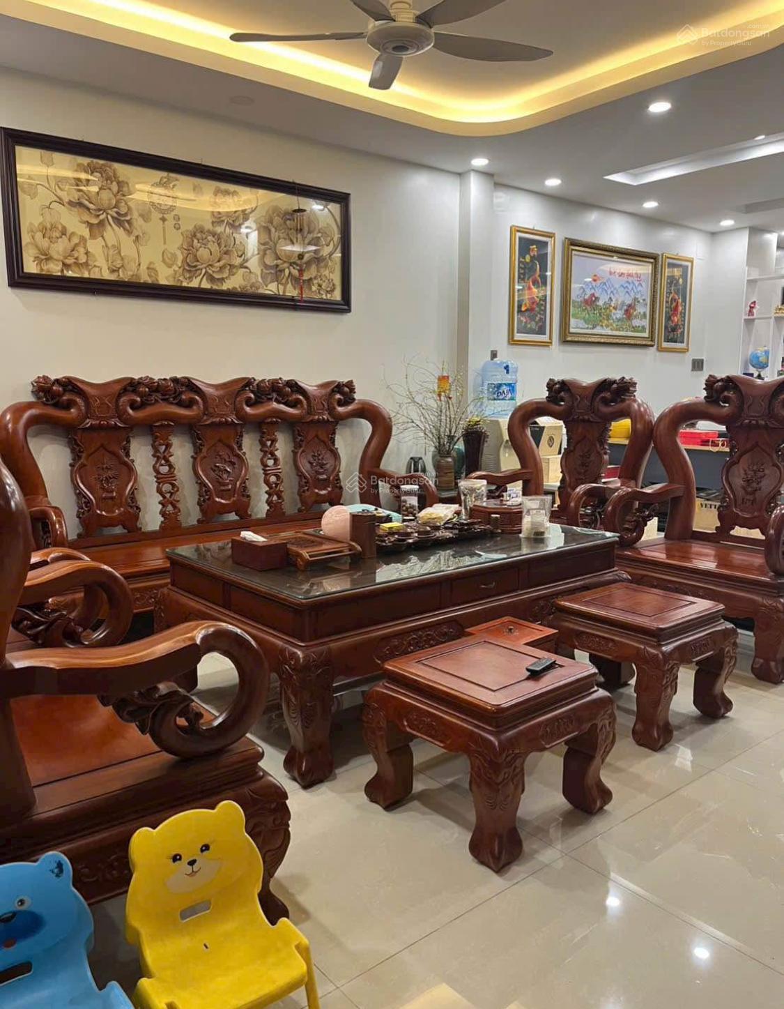 Bán nhà BT mặt phố Thạnh Xuân 21, 15,9 tỷ, 152m2, 4PN, 5WC