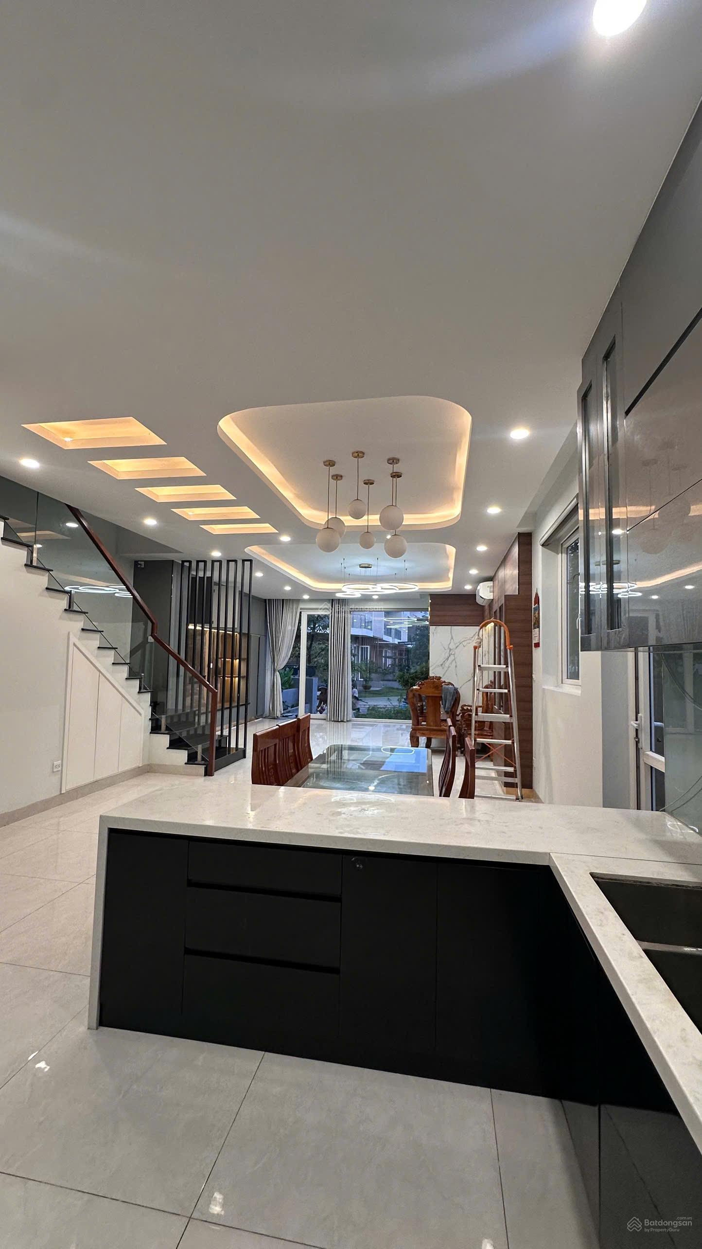 Cho thuê biệt thự Dragon Village, 15 triệu, 160m2, 4PN, 3 tầng, Q9, HCM, giá cực chất đẹp Cho thuê biệt thự Dragon Village, 15 triệu, 160m2, 4PN, 3 tầng, Q9, HCM, giá cực chất đẹp