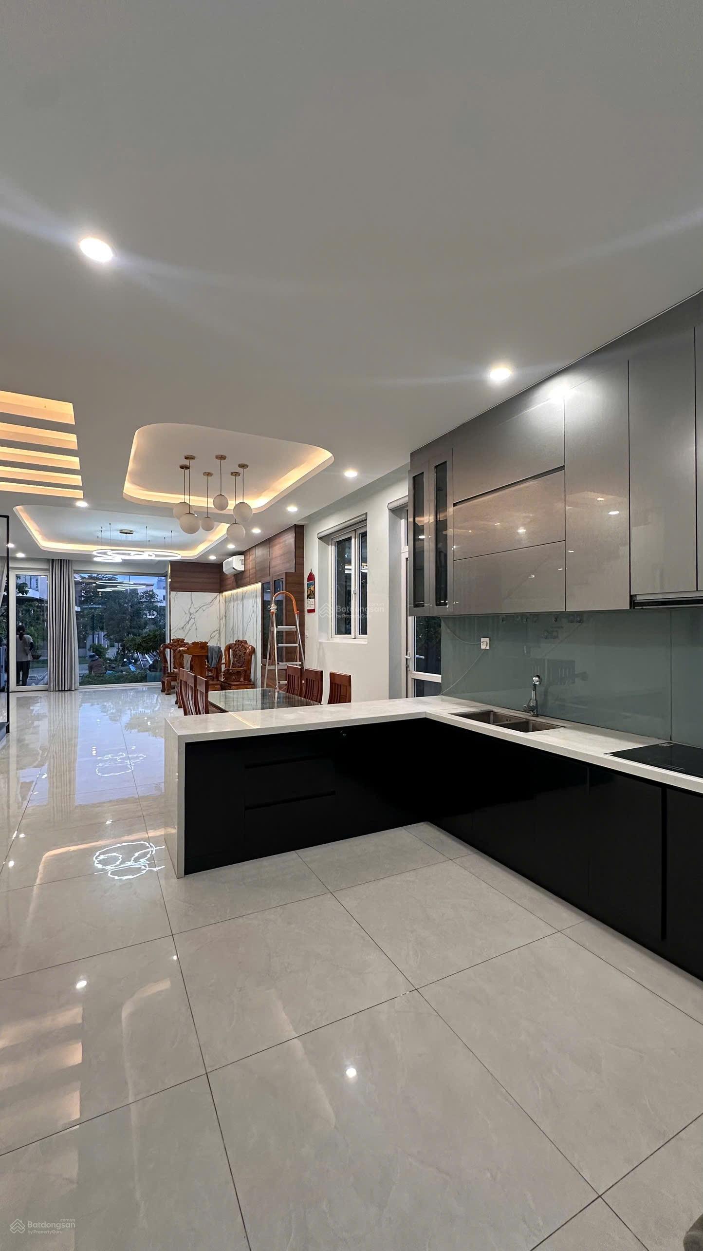 Cho thuê biệt thự Dragon Village, 15 triệu, 160m2, 4PN, 3 tầng, Q9, HCM, giá cực chất đẹp Cho thuê biệt thự Dragon Village, 15 triệu, 160m2, 4PN, 3 tầng, Q9, HCM, giá cực chất đẹp