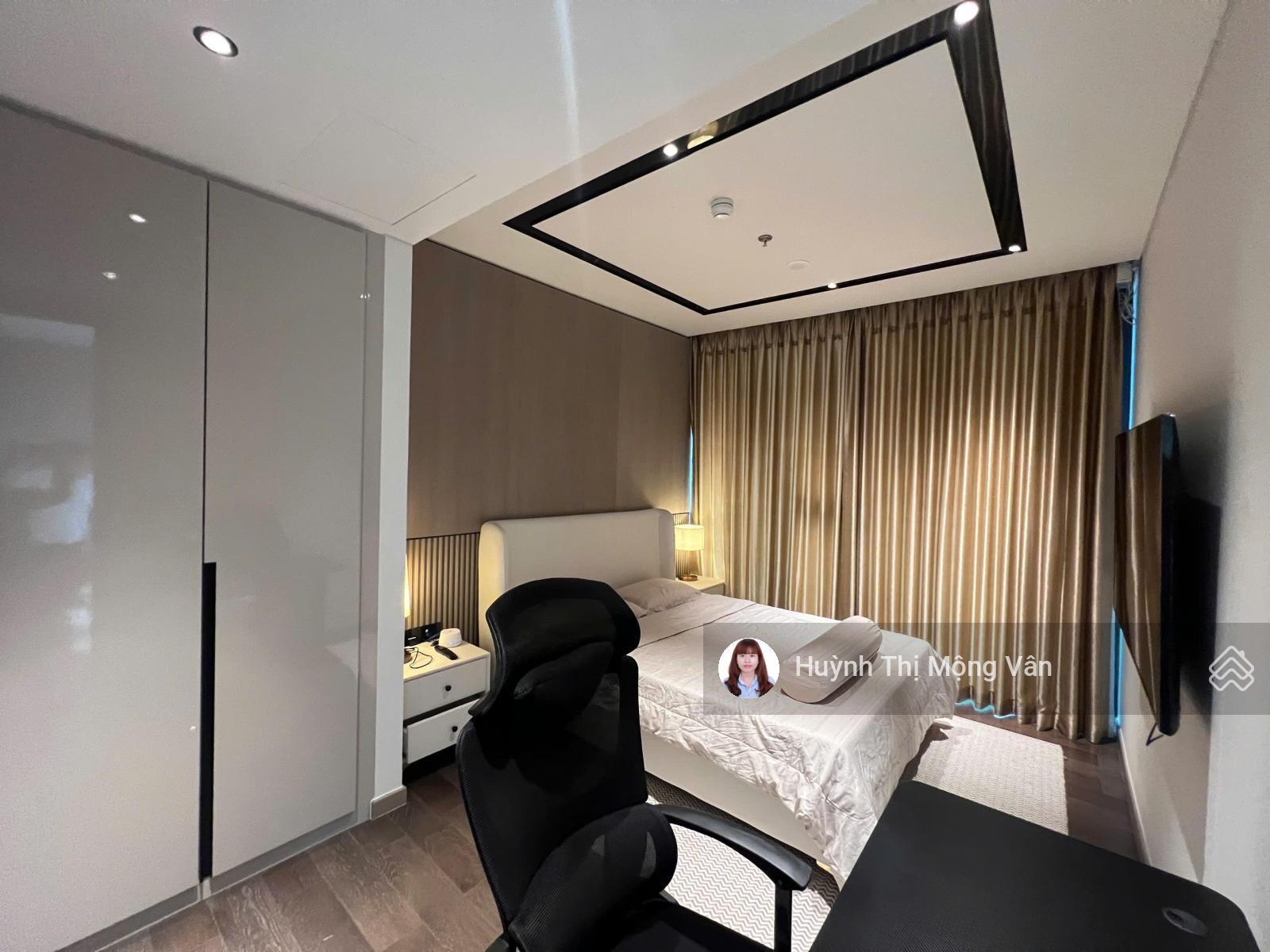 Cần cho thuê căn hộ cao cấp quận 1 Grand Marina 1PN-1WC. LH: 0909 024 ***