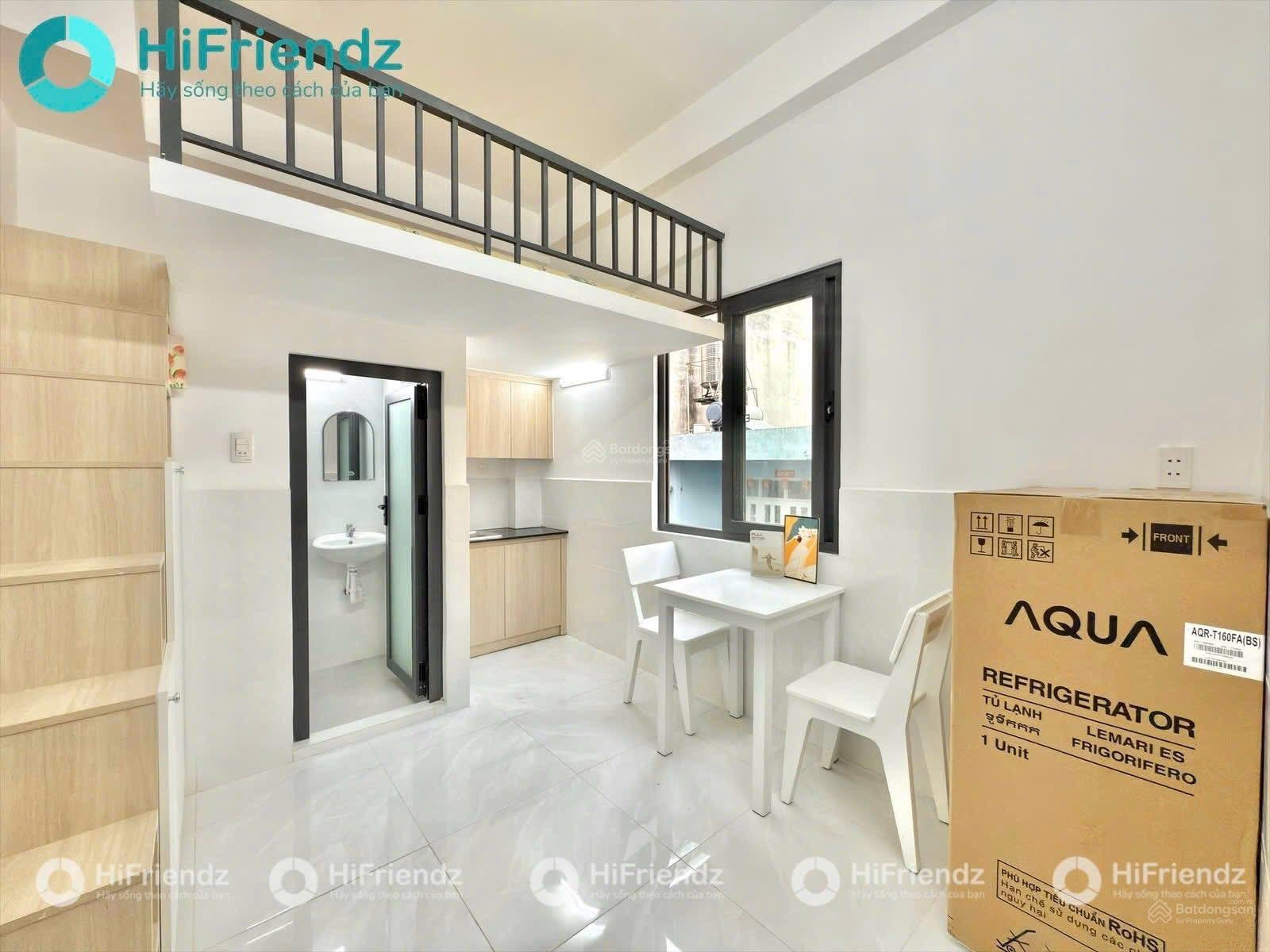 Cho thuê căn hộ ban công, gác cao gần Đại Học Văn Hiến và Đầm Sen