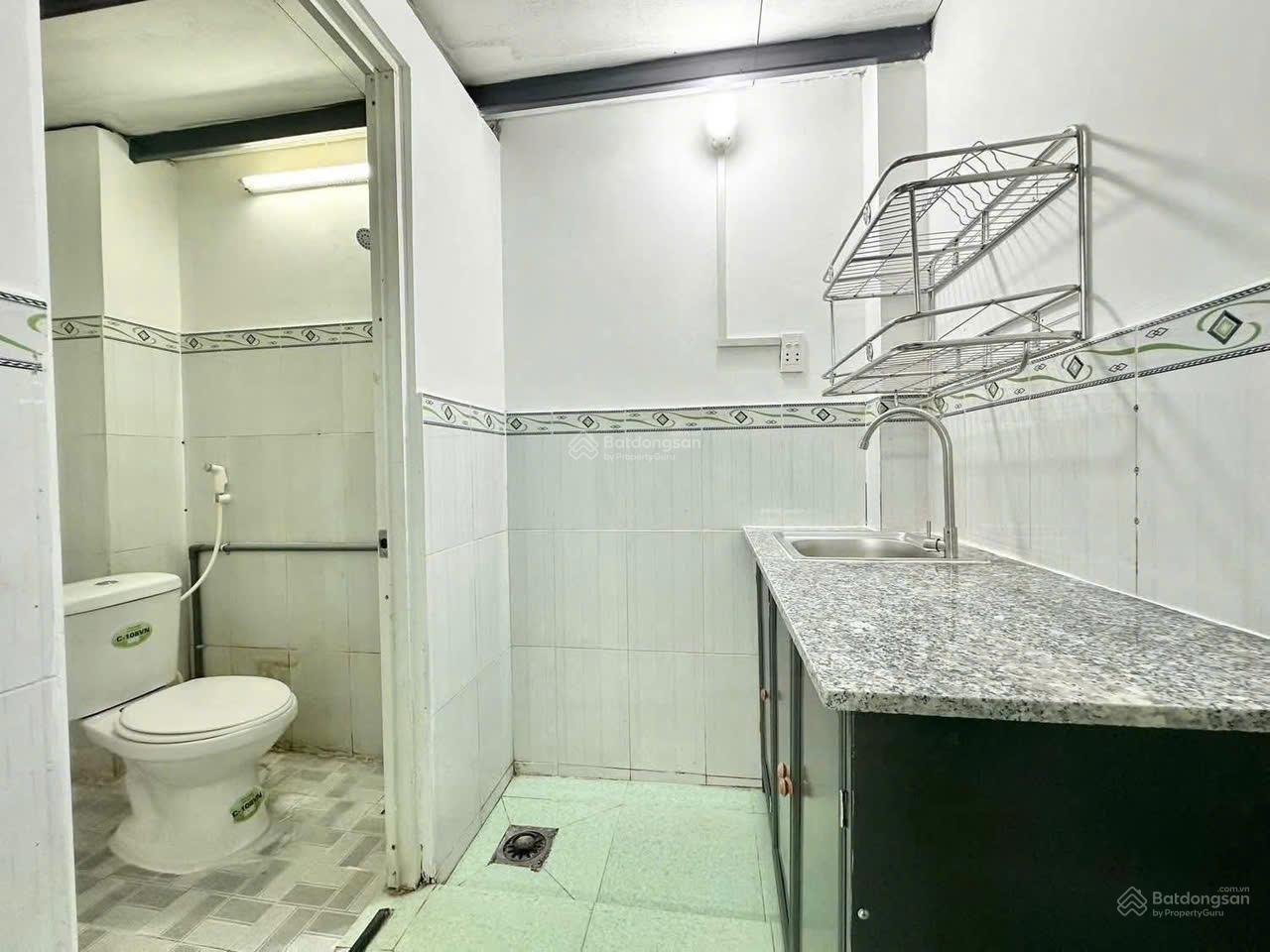 Cho thuê phòng trọ gác cao, cực thoáng đường Đông Bắc (Quận 12)