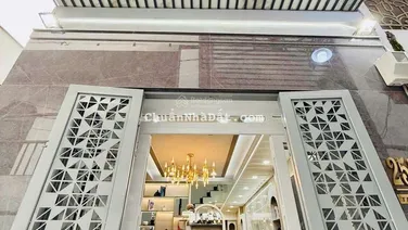 Nhà phố hiện đại NT cao cấp hẻm 253 Trần Xuân Soạn - cách MT 150m
