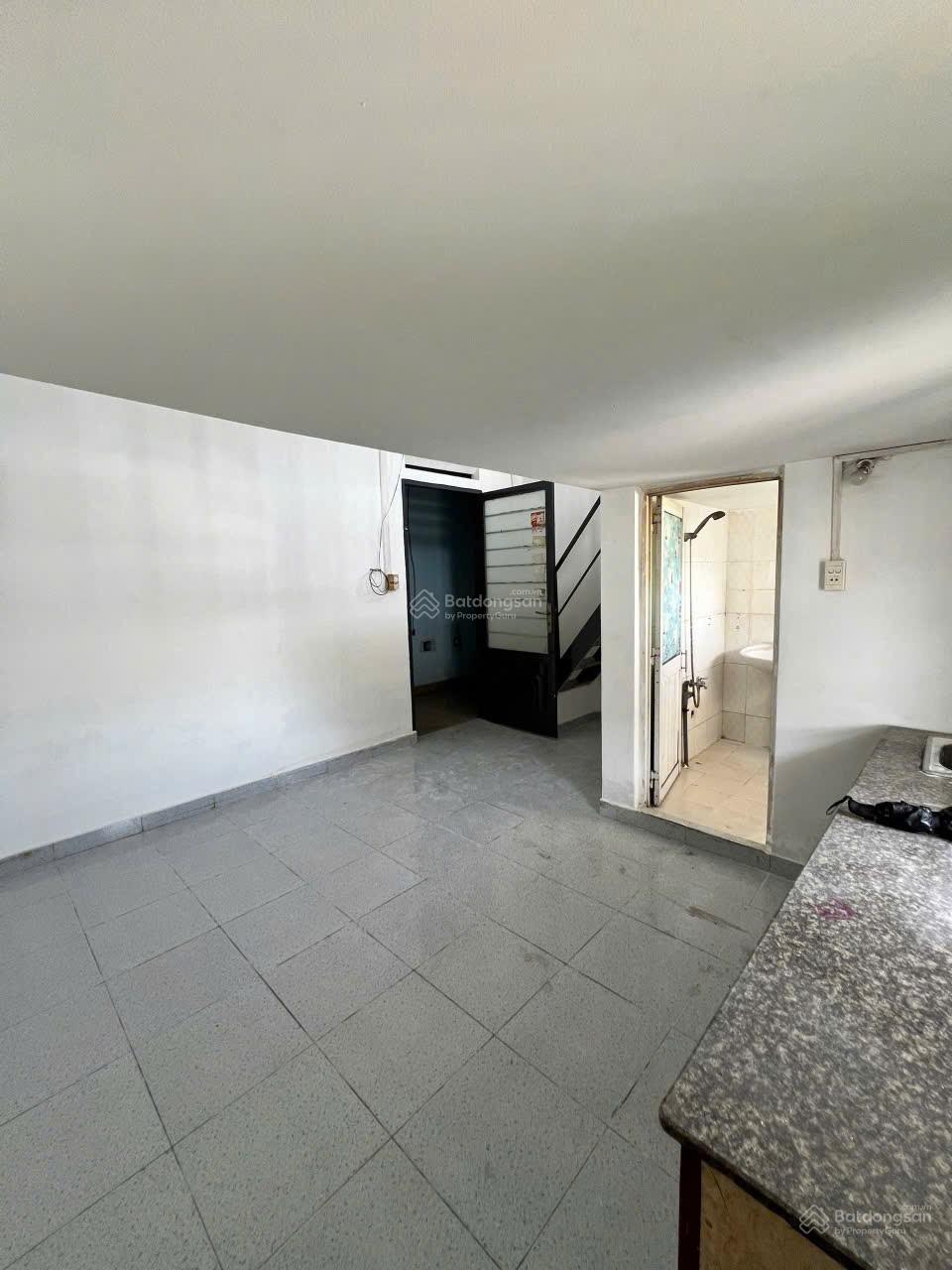 (7919) Becamex Định Hòa. Lầu 1 bao sổ, vay: 210 triệu. Còn góp 20 năm 400 triệu. Toàn quốc mua được