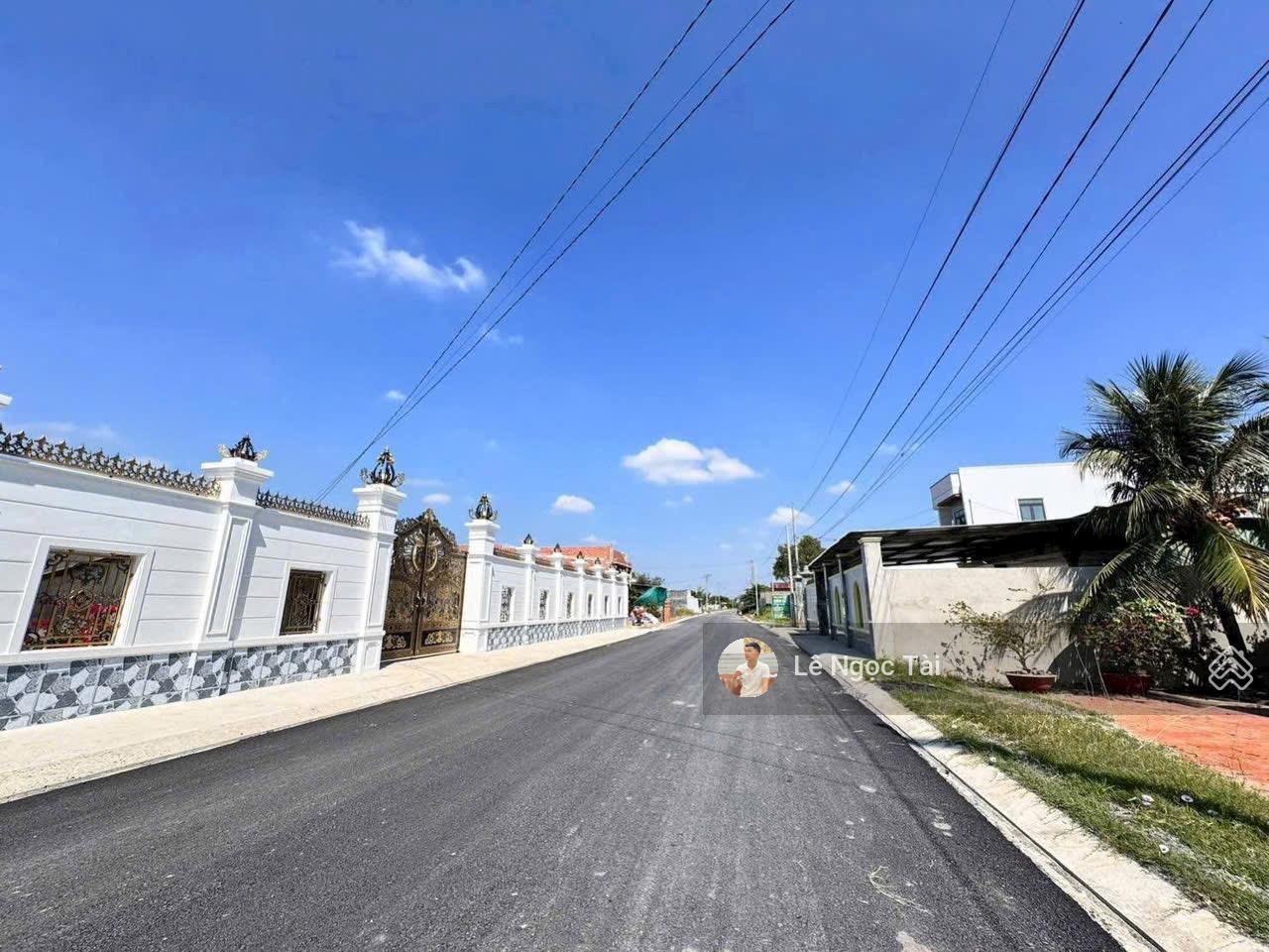 Đất đẹp 5x62m có 3 lô liền kề 15x62m giá 1ty180