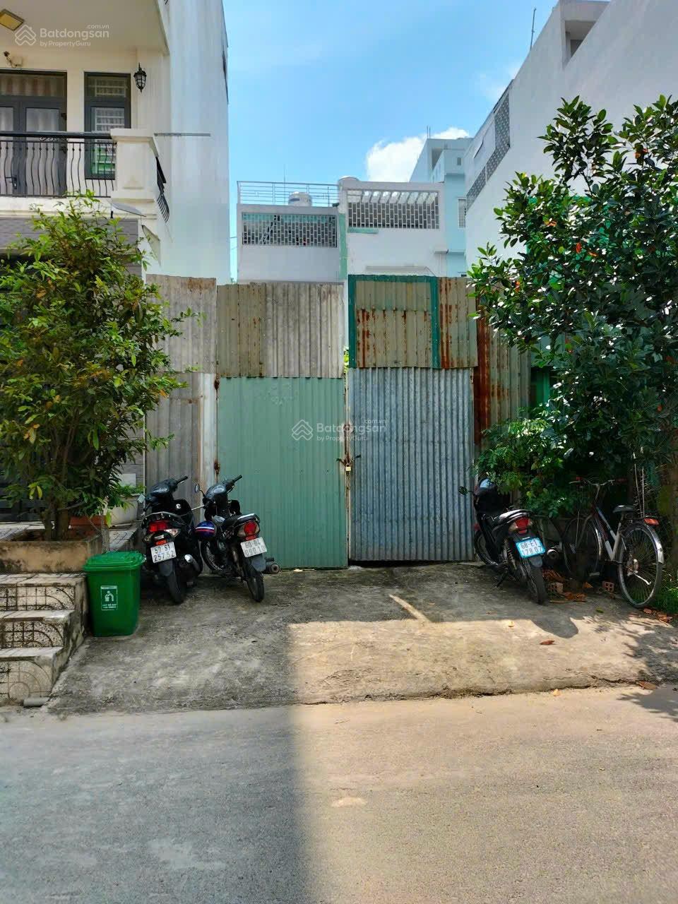 Đất nền MT đường số ,trong khu dân cư phong phú 5. DT: 4,5x18m sổ hồng riêng, đối diện bến xe Q8