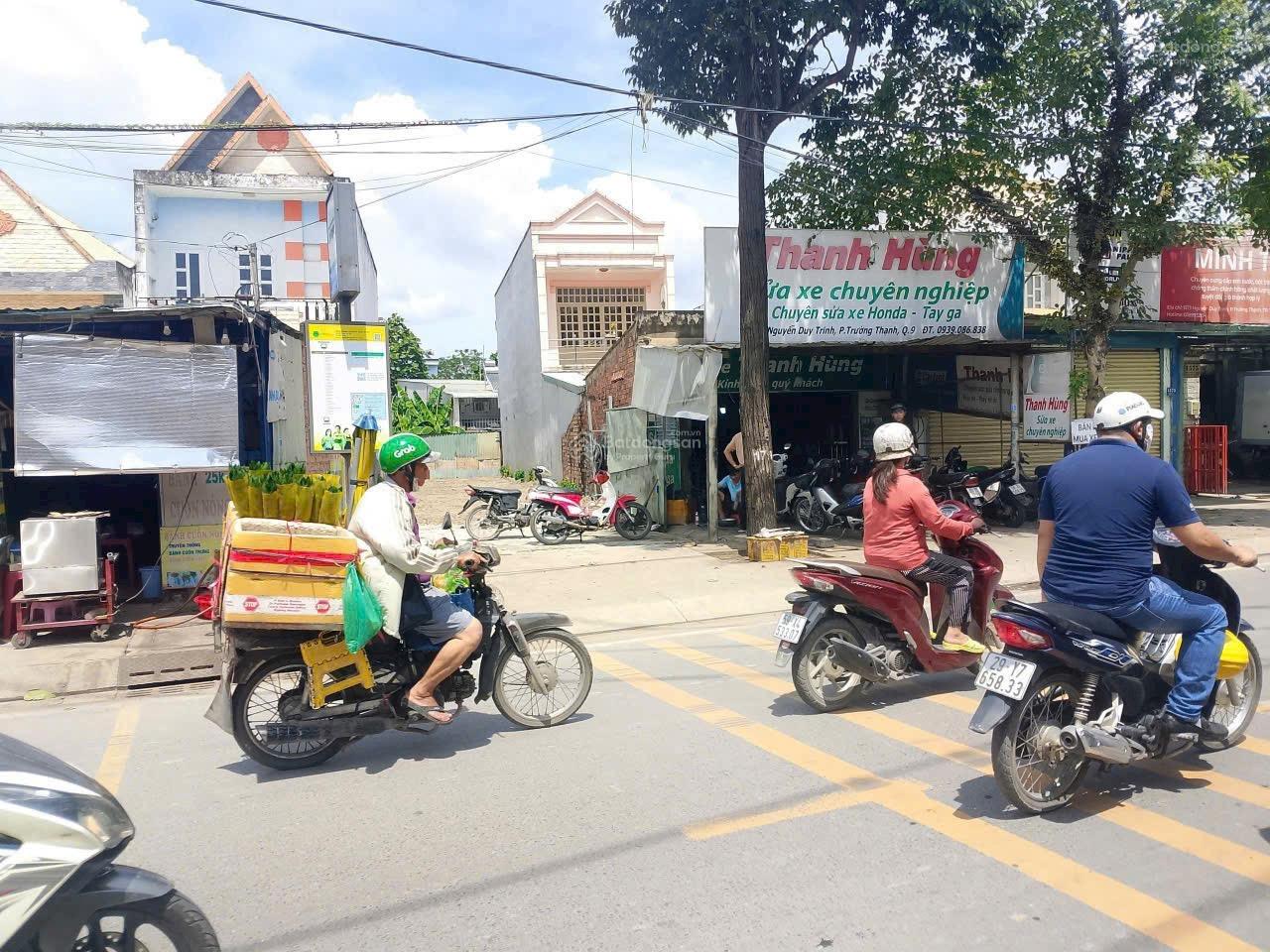 Bán lô đất mặt tiền Nguyễn Duy Trinh gần chợ Long Trường giá 12,9tỷ 106m2 ngang 5m vuông vức Bán lô đất mặt tiền Nguyễn Duy Trinh gần chợ Long Trường giá 12,9tỷ 106m2 ngang 5m vuông vức