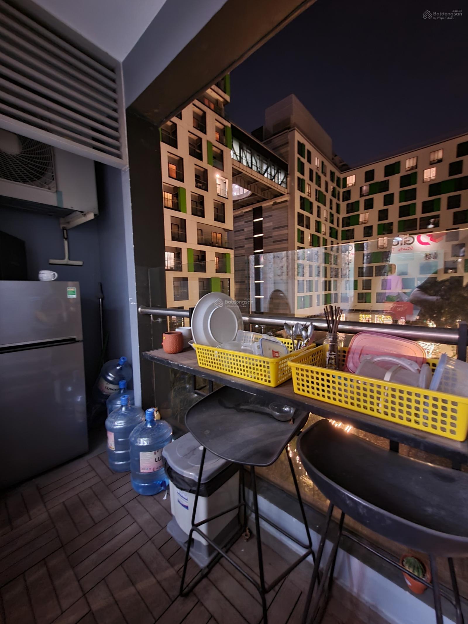 Cho thuê văn phòng Tân Bình full nội thất. làm việc 24/7 đường Cộng Hòa. DT 50m2 15tr/th