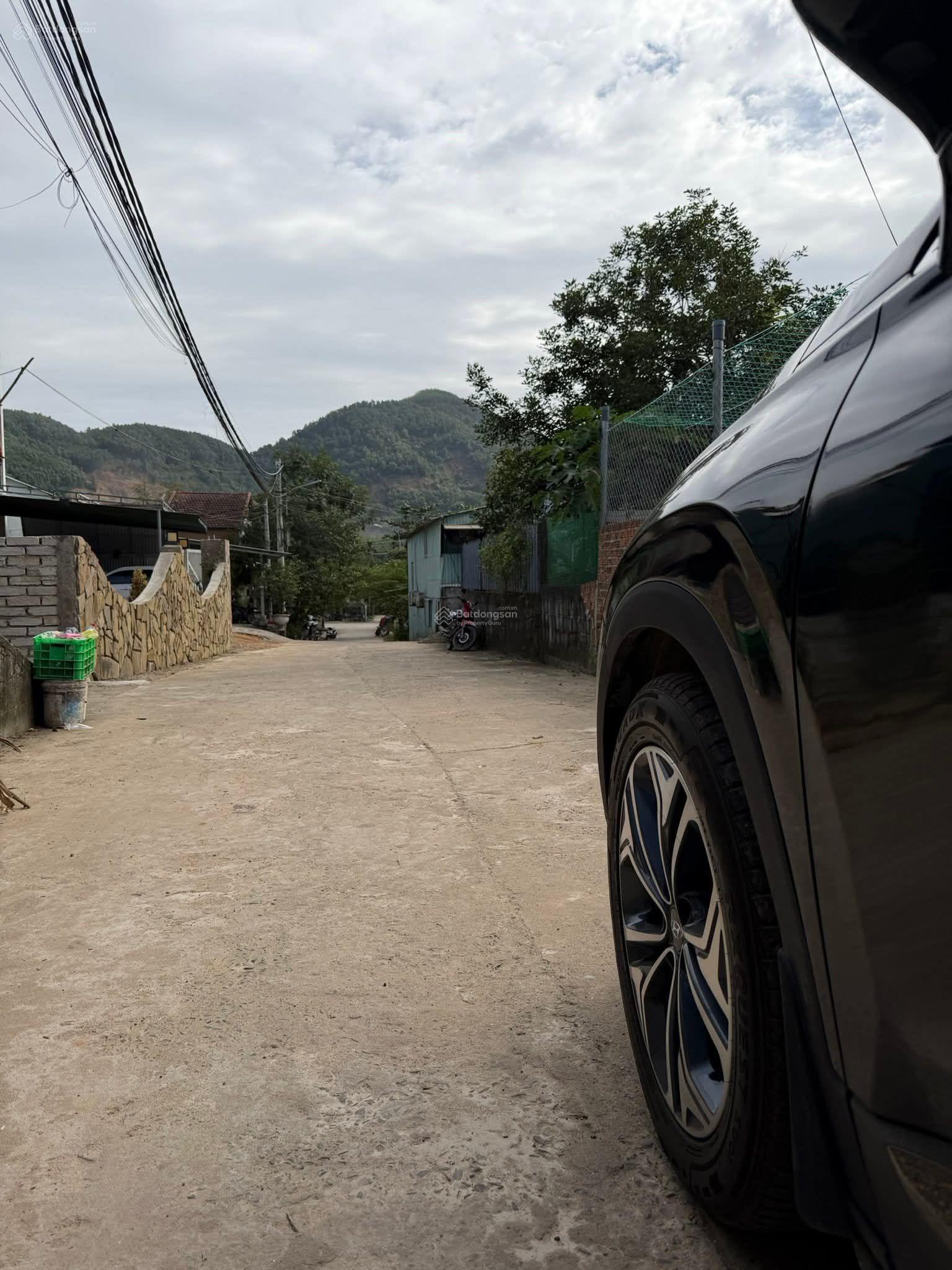 Chủ gửi bán 234.8m2, có 200m2 đất ở gần ủy ban Xã Hòa Ninh - Hòa Vang - Đà Nẵng - giá 2,350 tỷ