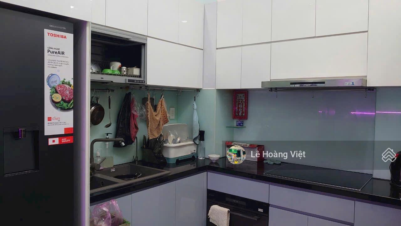 Nhà đường xe hơi thông 1 sẹc Nguyễn Thái Sơn - 3 tầng lầu - Hơn 7 tỷ