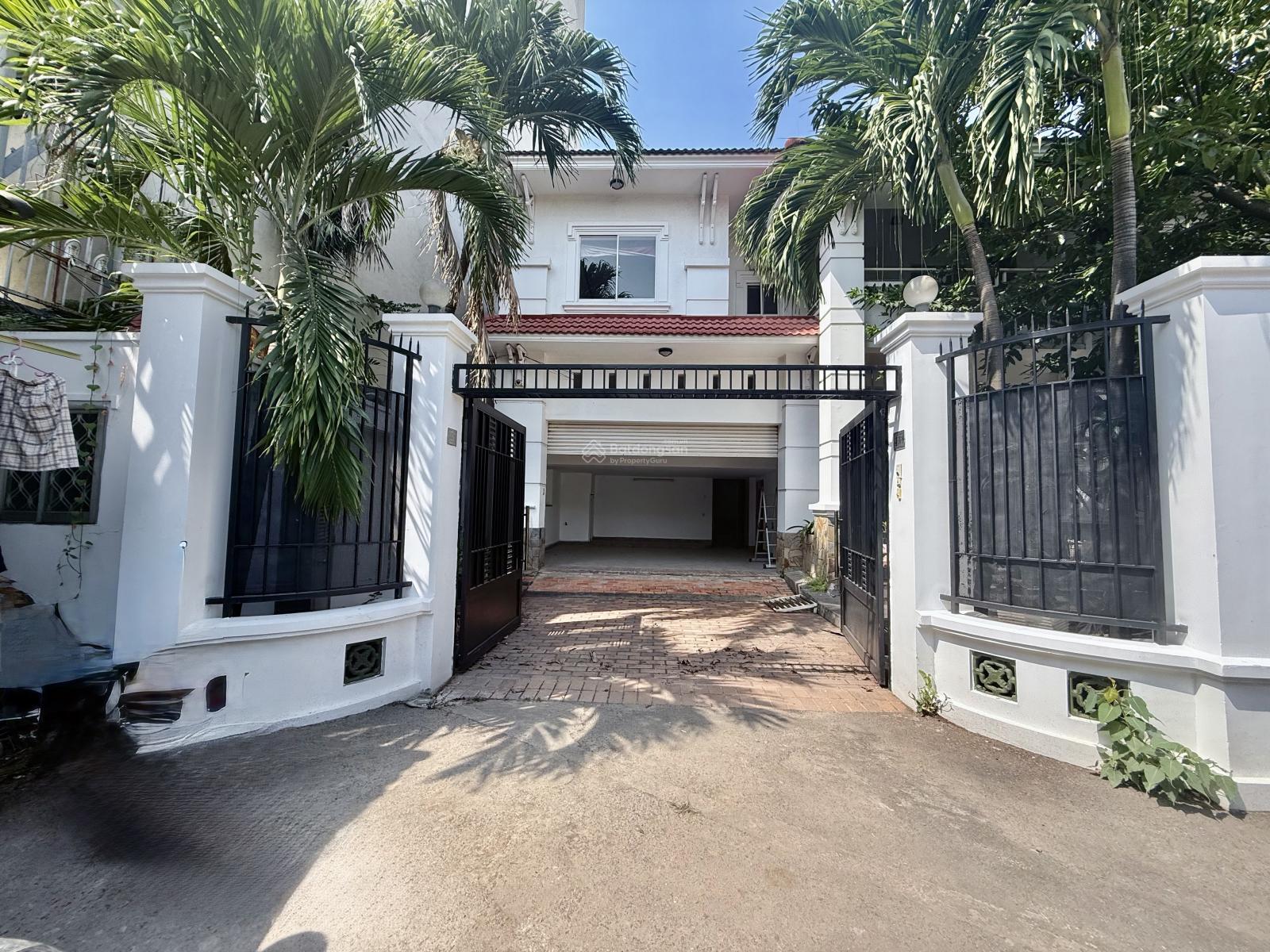 Cho thuê biệt thự Trần Não Quận 2 diện tích 22x22m có hồ bơi sân vườn 5PN 7WC giá 91 triệu/tháng