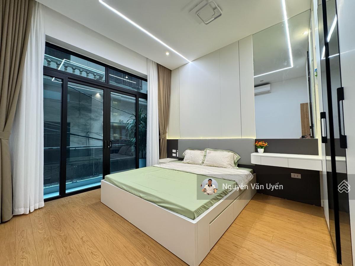 Siêu VÍP * phố Đội Cấn * Ba Đình nhà mặt ngõ rộng ra ô tô 20m. 48m2 x 5 tầng full nội thất xịn