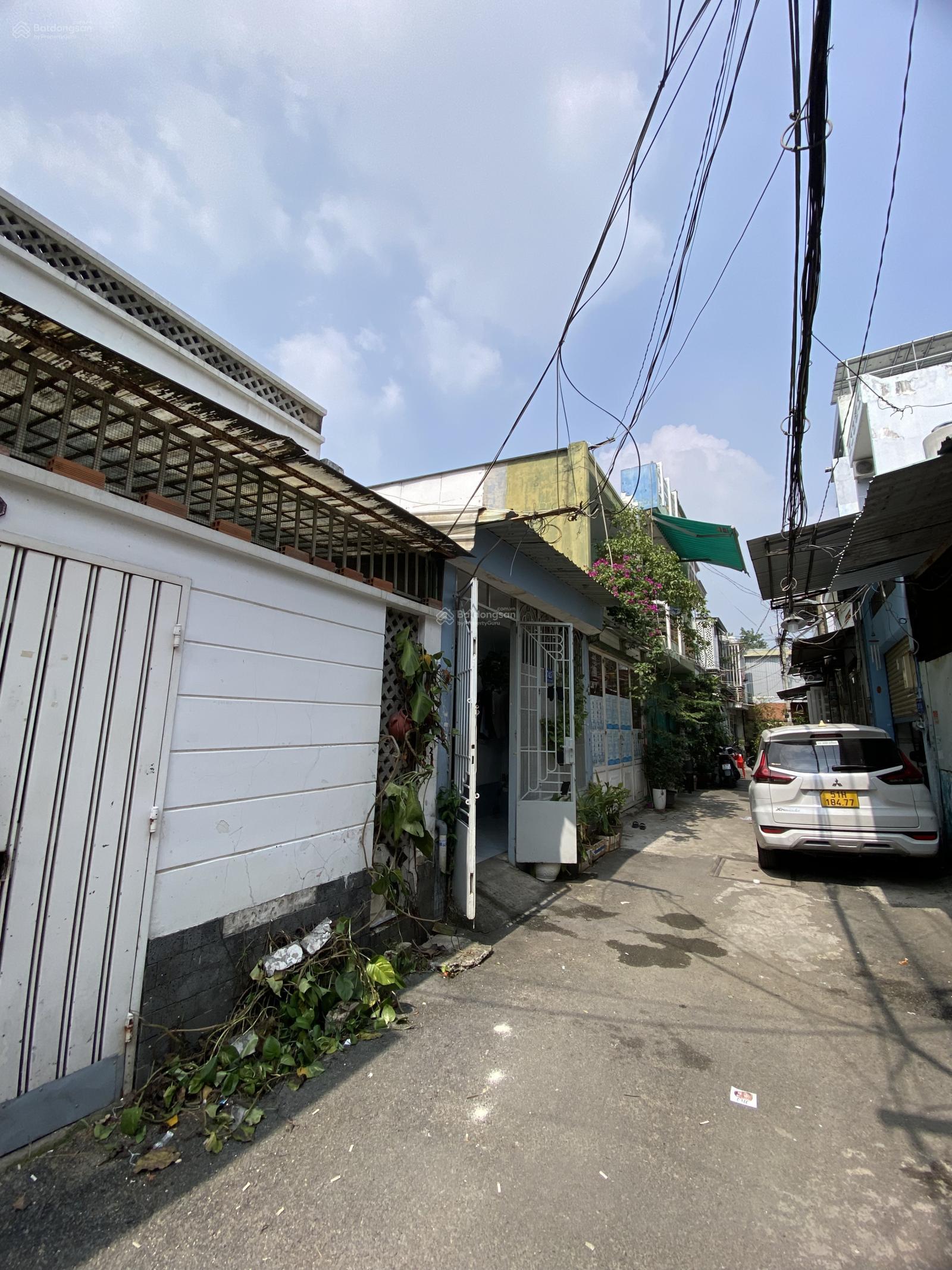 Bán nhà hẻm xe hơi thông thoáng, sát mặt tiền Phan Huy Ích, ngay Emart 2, 4x12.5m, chỉ 5.6tỷ