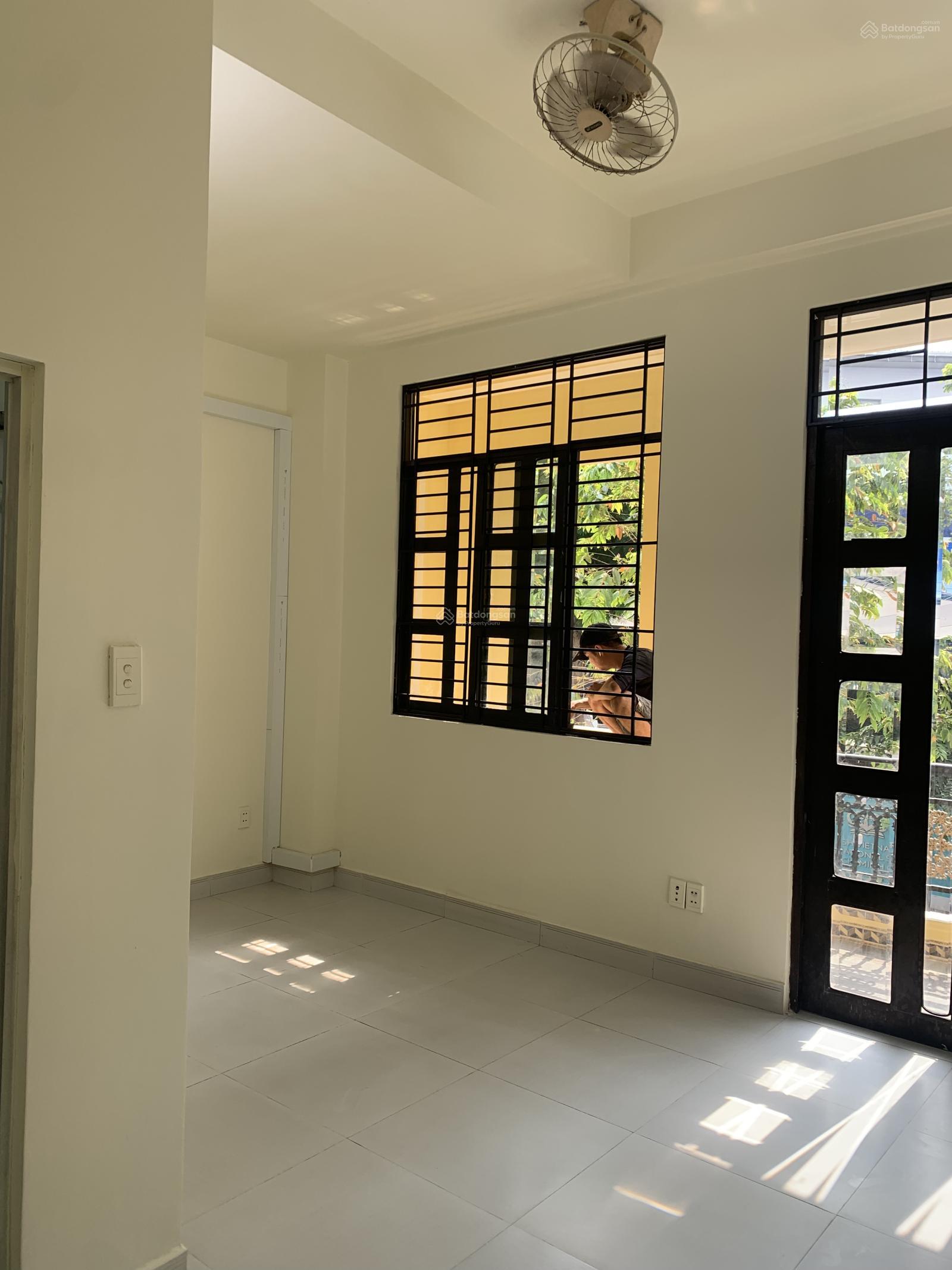 Nhà thuê 4 tầng-5 x 20m-100m2-7 pn,8wc - đường 16m KDC 6B intresco, Bình Hưng, Bình Chánh