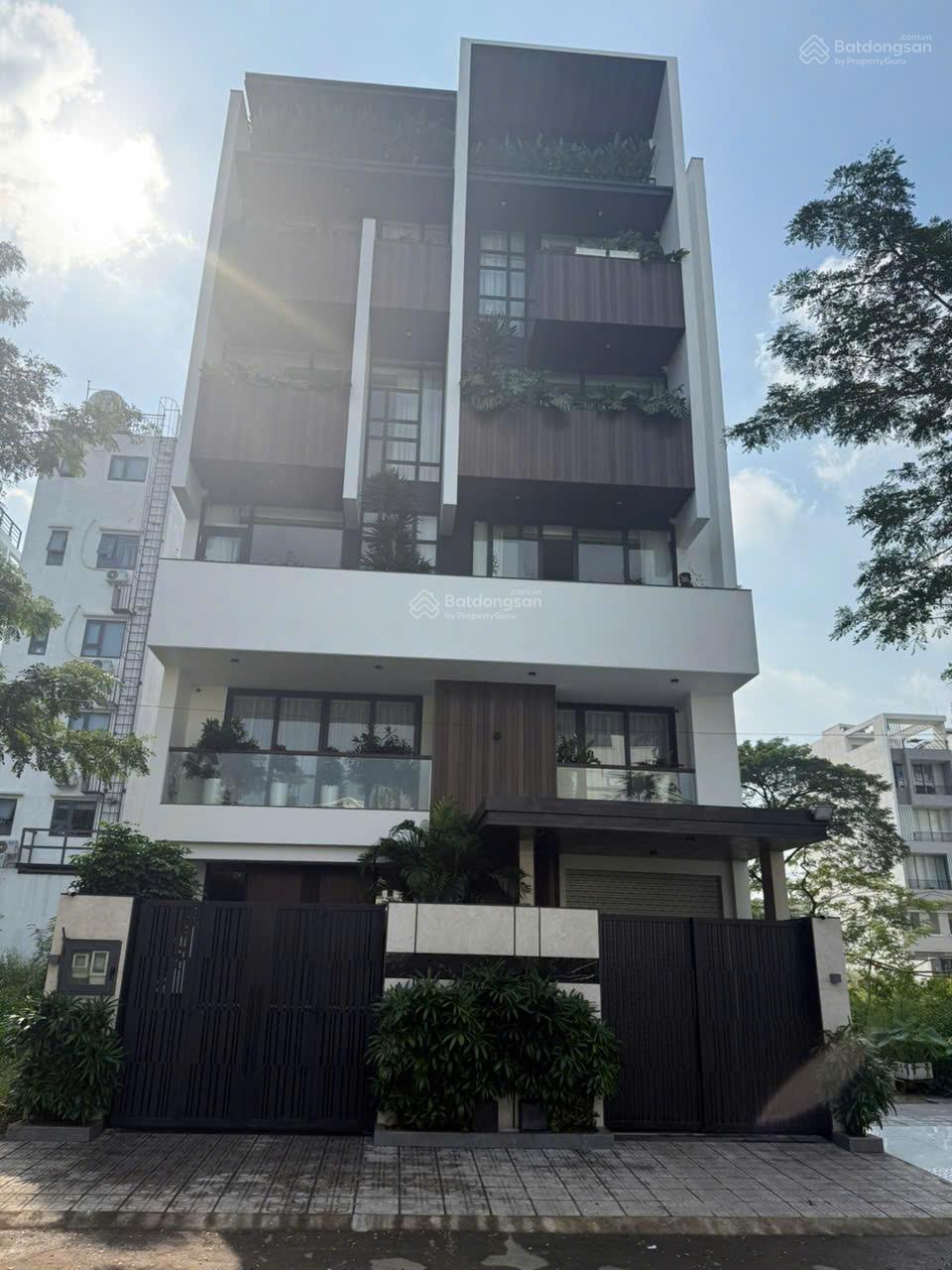 Bán cặp đất Phú Nhuận 4, lô đẹp, 10mx18m giá 220 triệu/m2, sổ riêng công chứng ngay