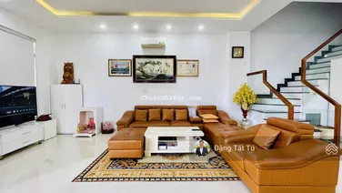 Nhà phố căn góc Lakeview city cần cho thuê giá chỉ 37tr/th đầy đủ nội thất đẹp. Lh: 0917 330 ***