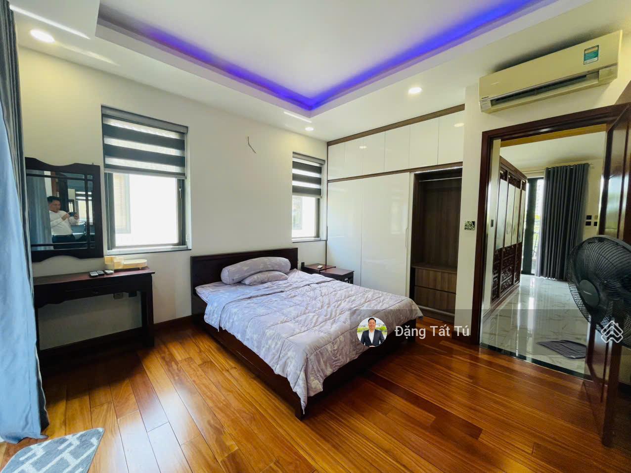BIệt thự view hồ Lakeview city giá chỉ 45tr/th nhà hoàn thiện đầy đủ nội thất. Lh: 0917 330 ***